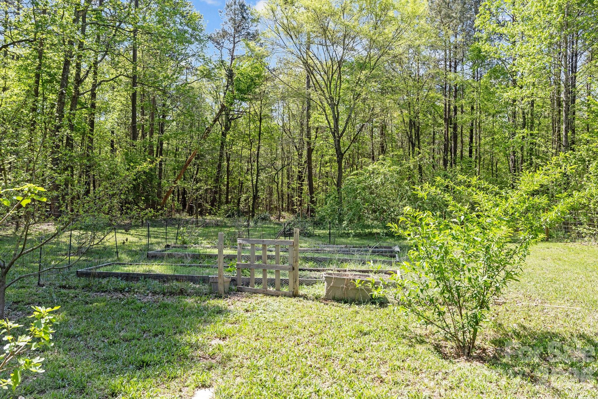 4436 Shiloh Unity Road — Lancaster