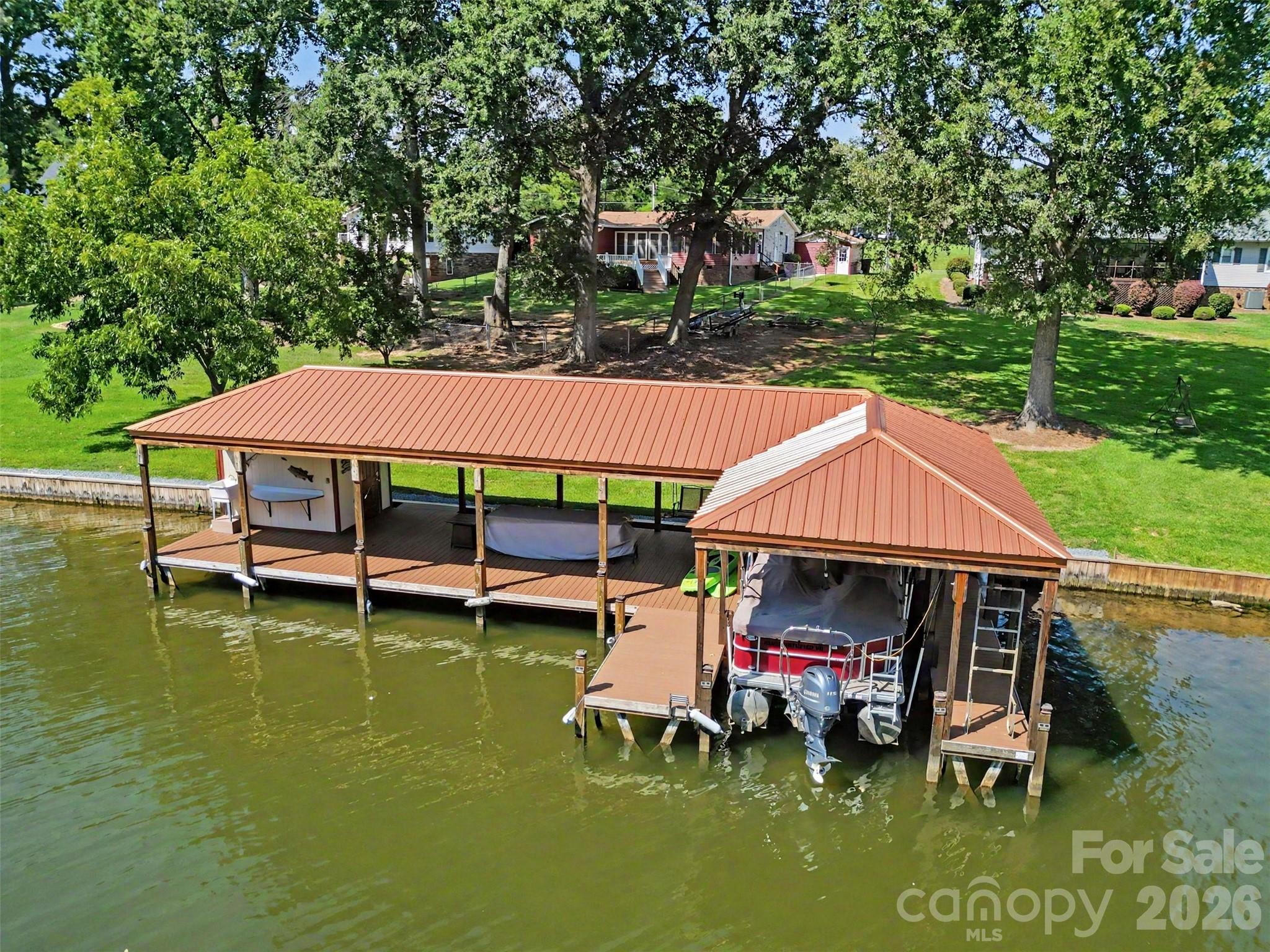 551 Harbor Road — Norwood
