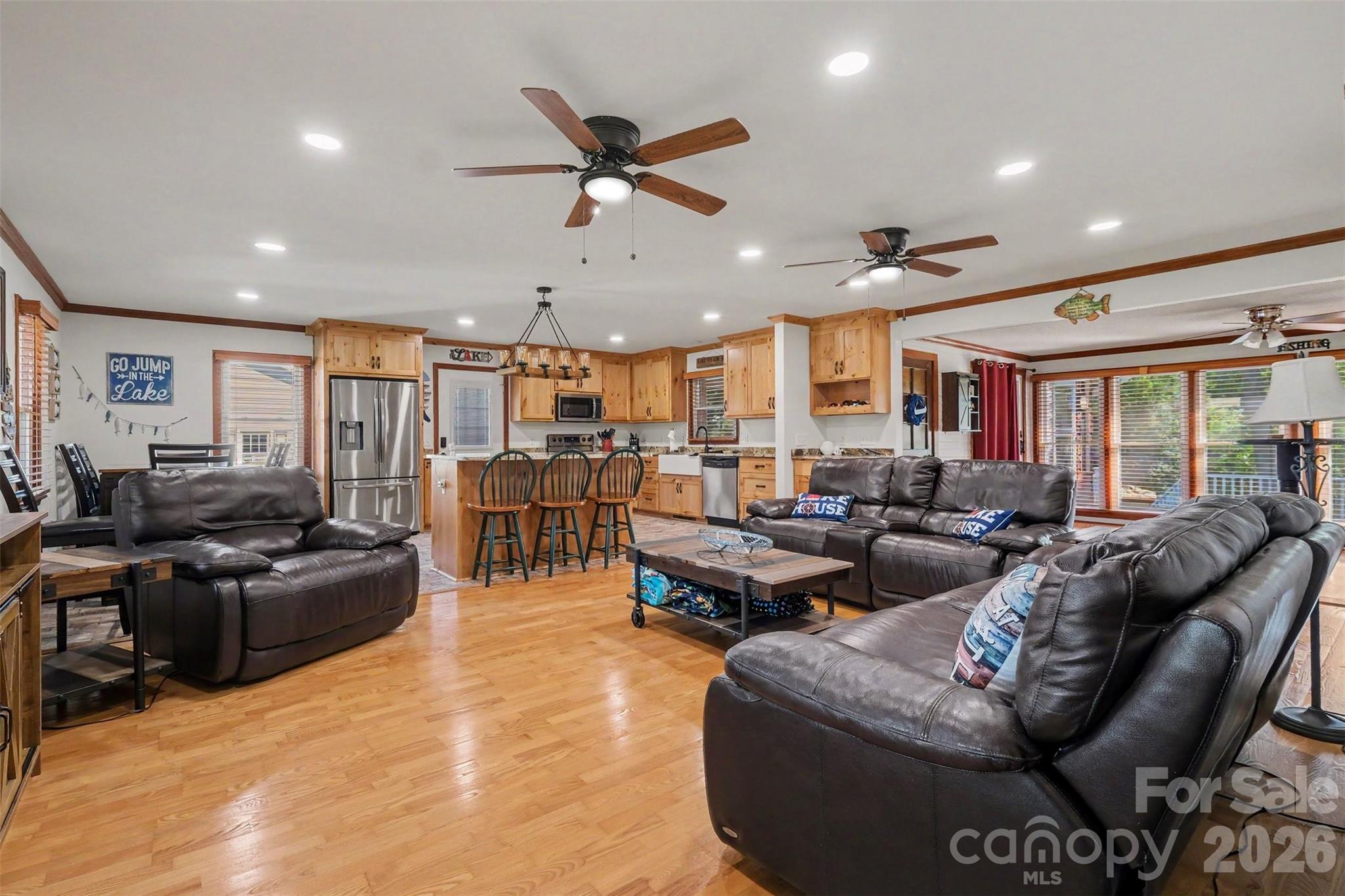 551 Harbor Road — Norwood