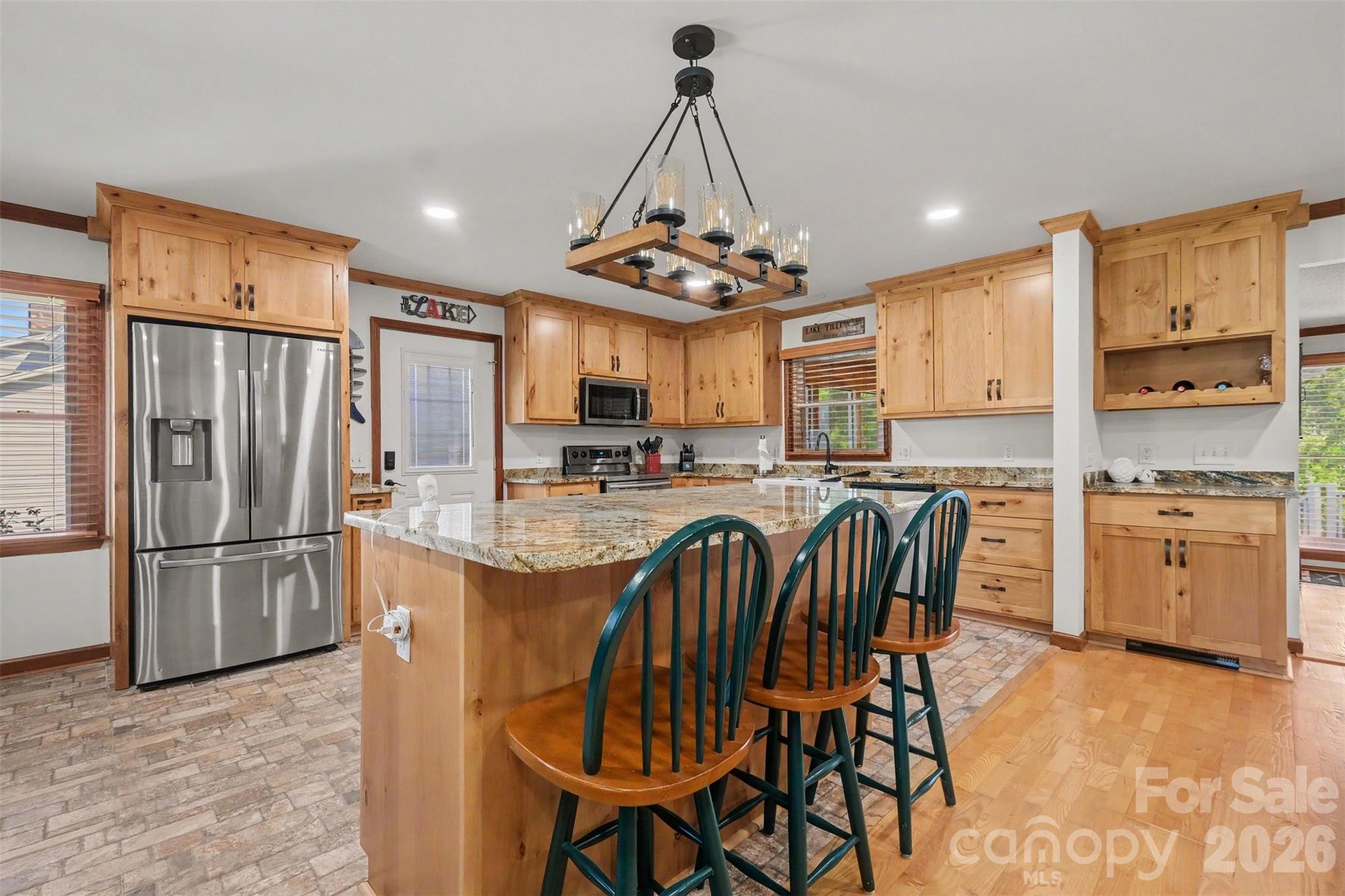 551 Harbor Road — Norwood