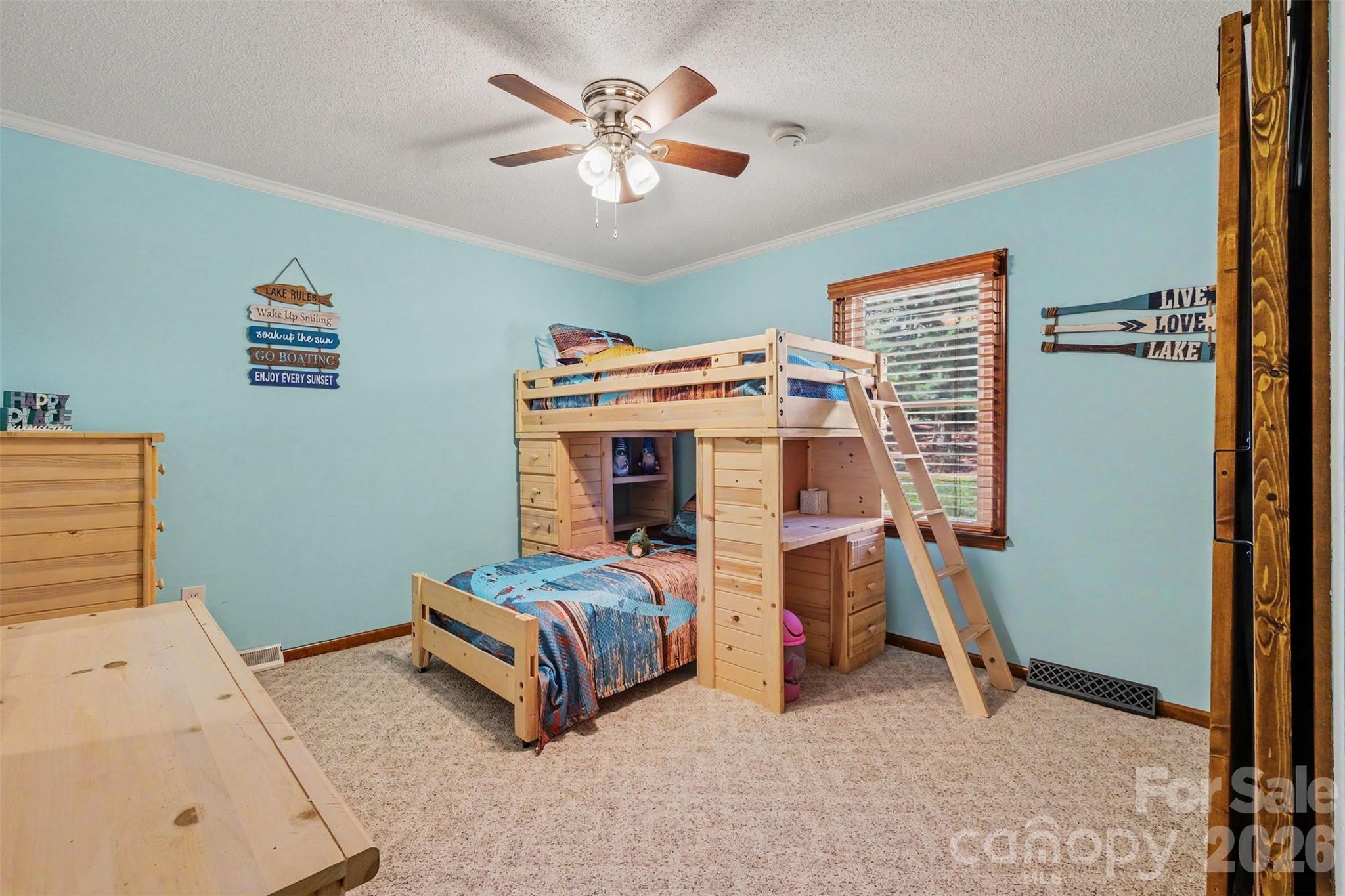 551 Harbor Road — Norwood