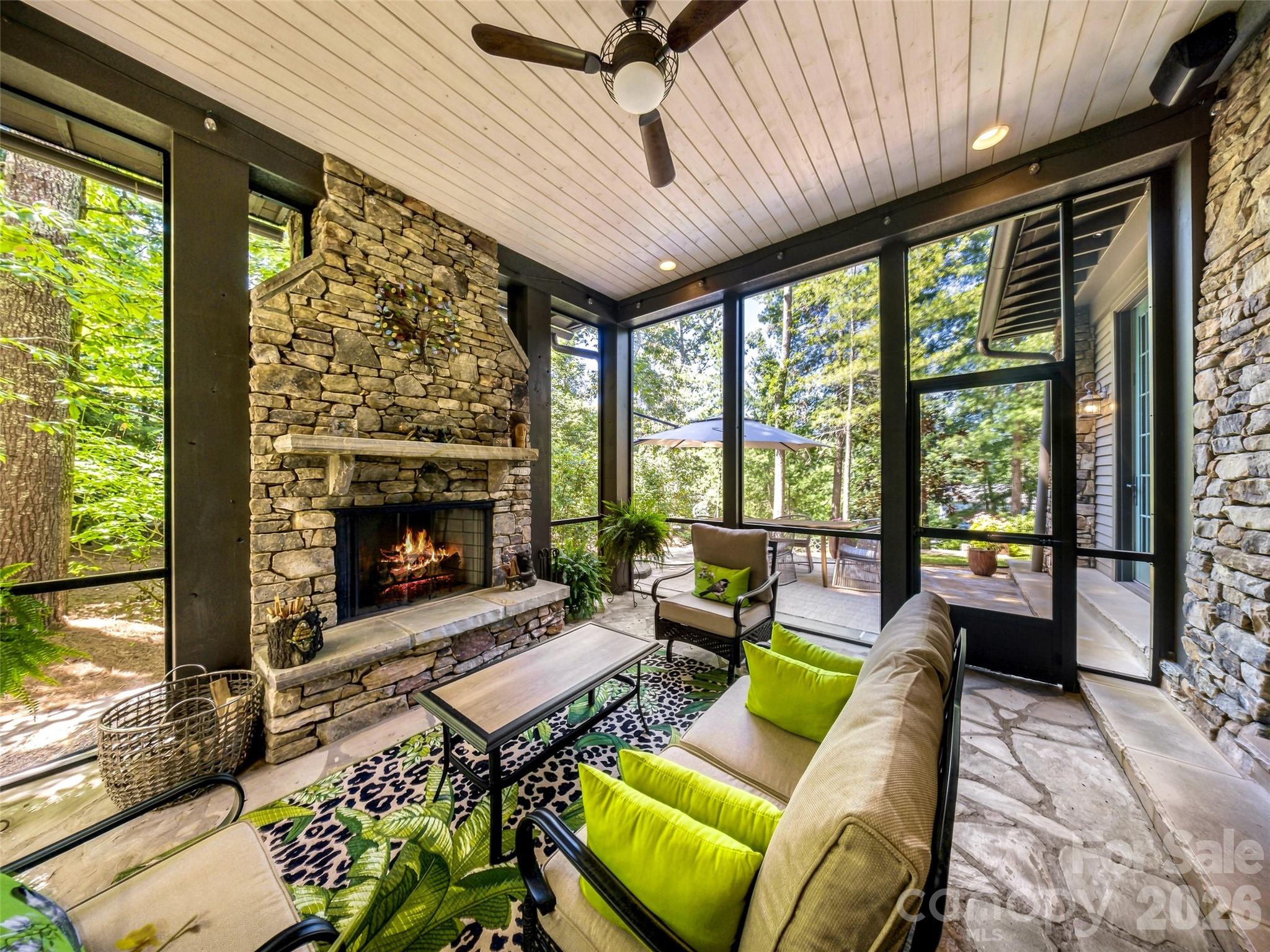 85 Chauncey Circle — Asheville