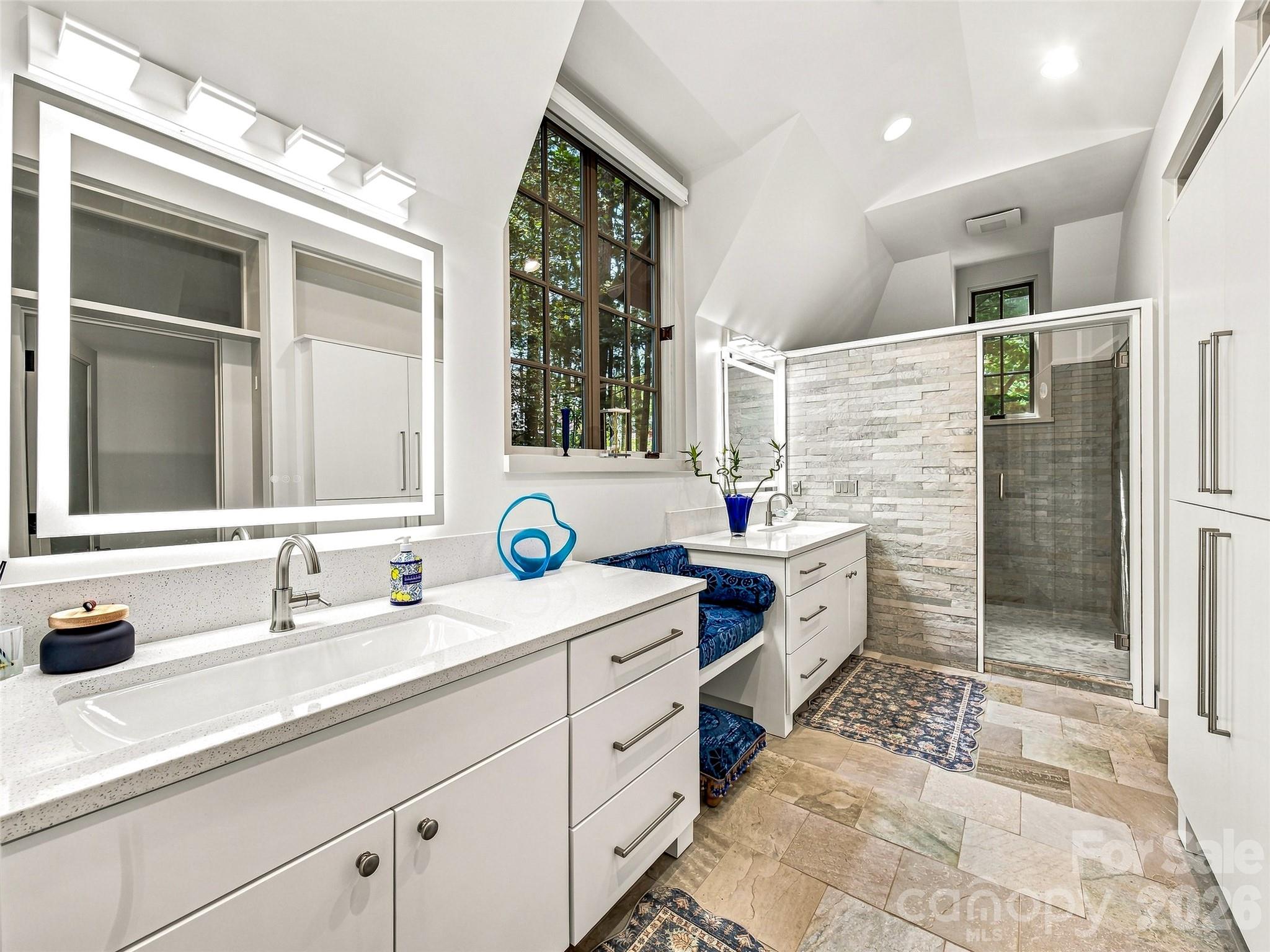 85 Chauncey Circle — Asheville