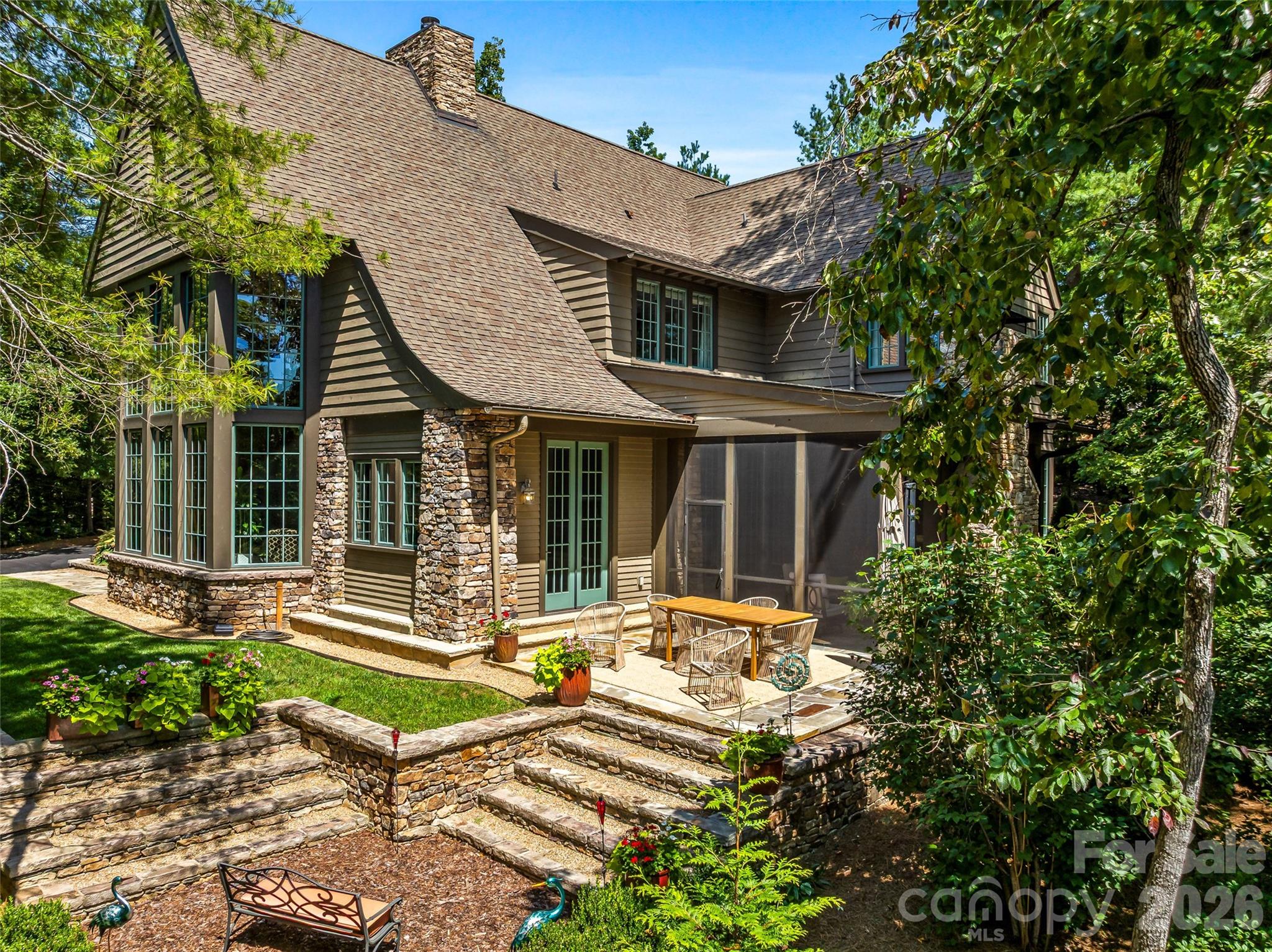 85 Chauncey Circle — Asheville