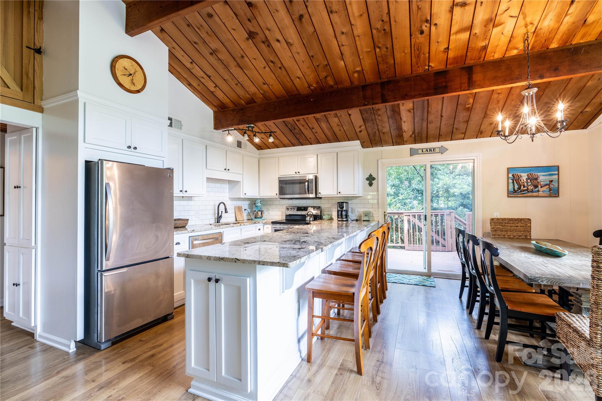 825 Emerald Shores Road — Mount Gilead