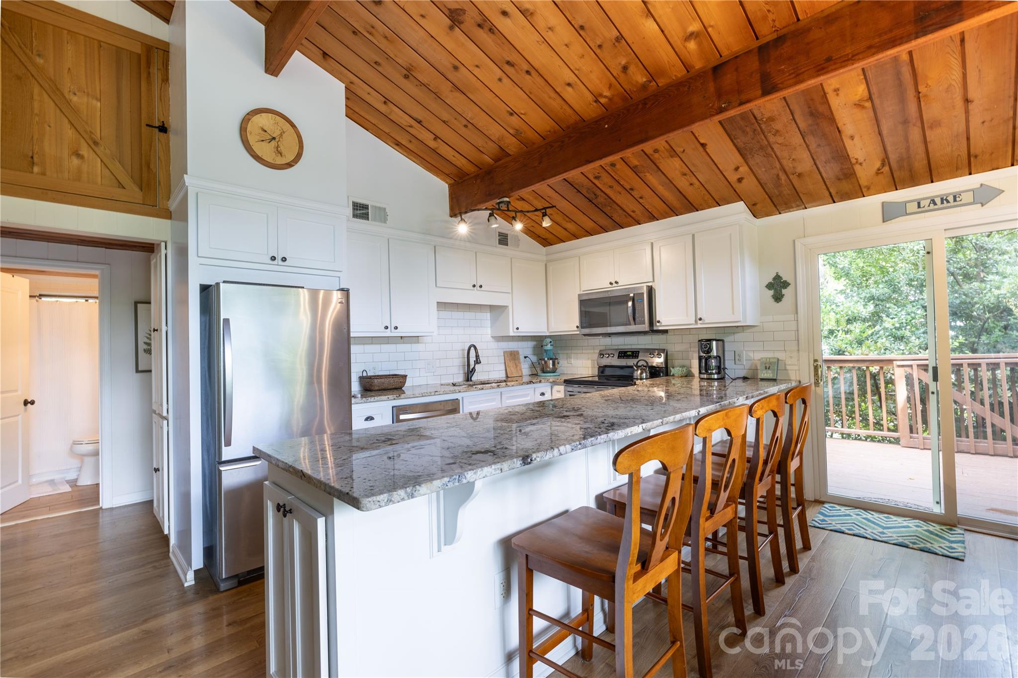 825 Emerald Shores Road — Mount Gilead