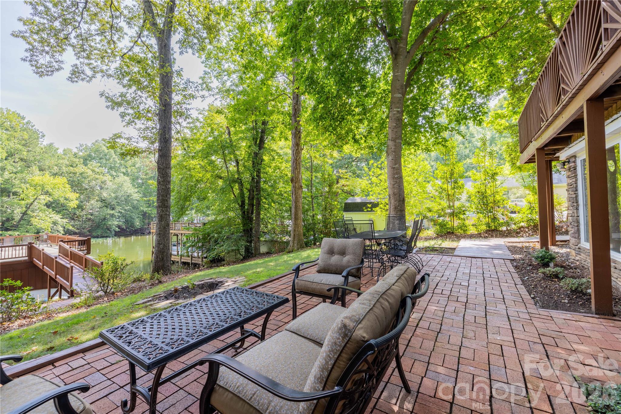 825 Emerald Shores Road — Mount Gilead