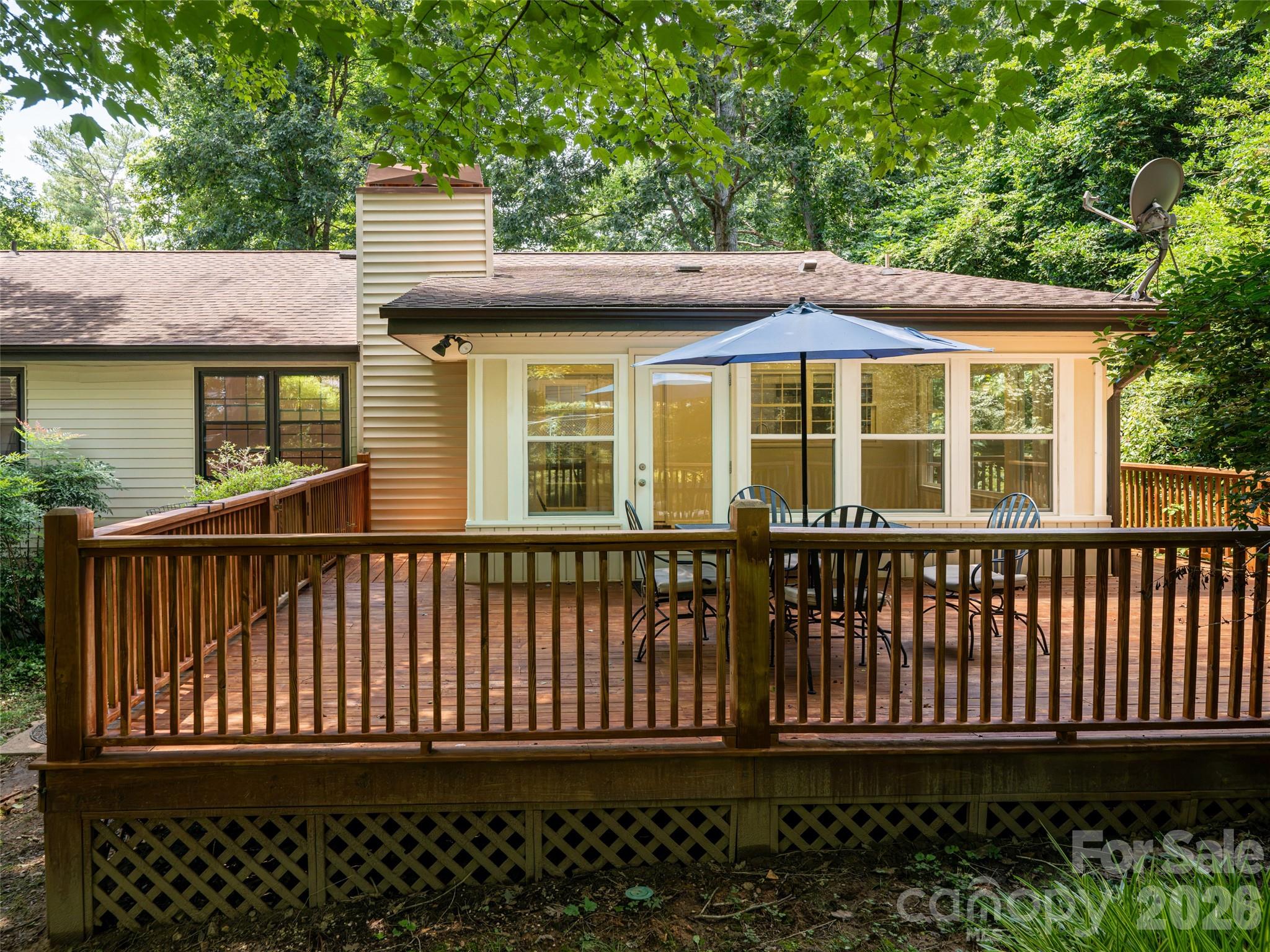 14 Forest Ridge Drive — Arden