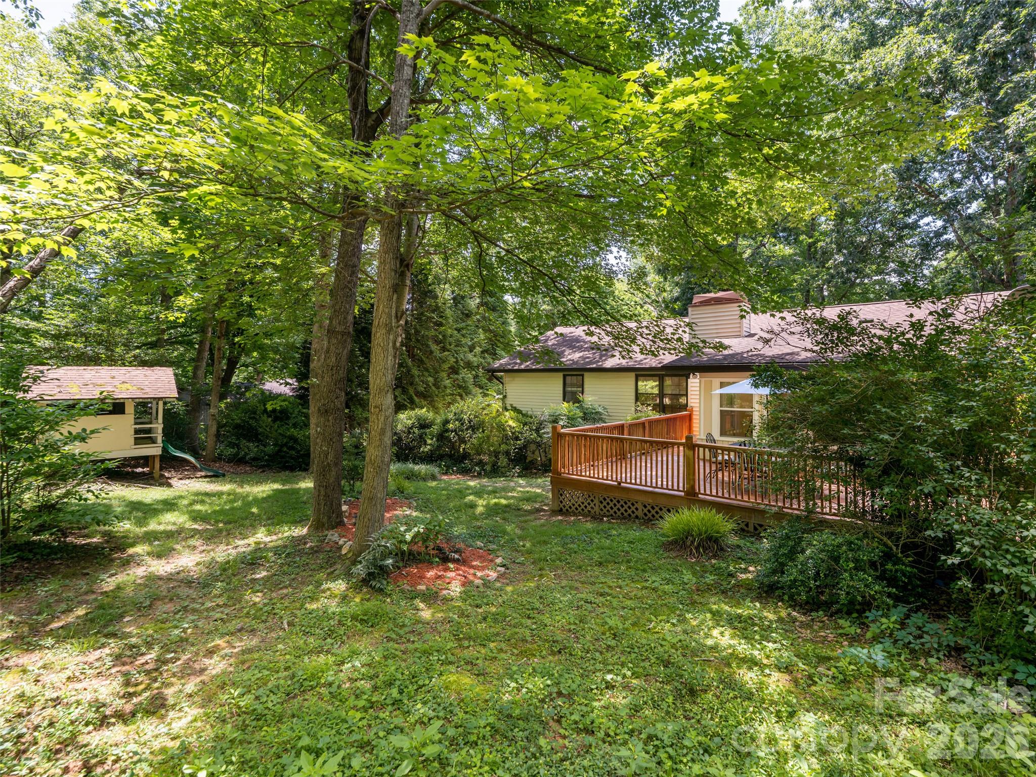 14 Forest Ridge Drive — Arden