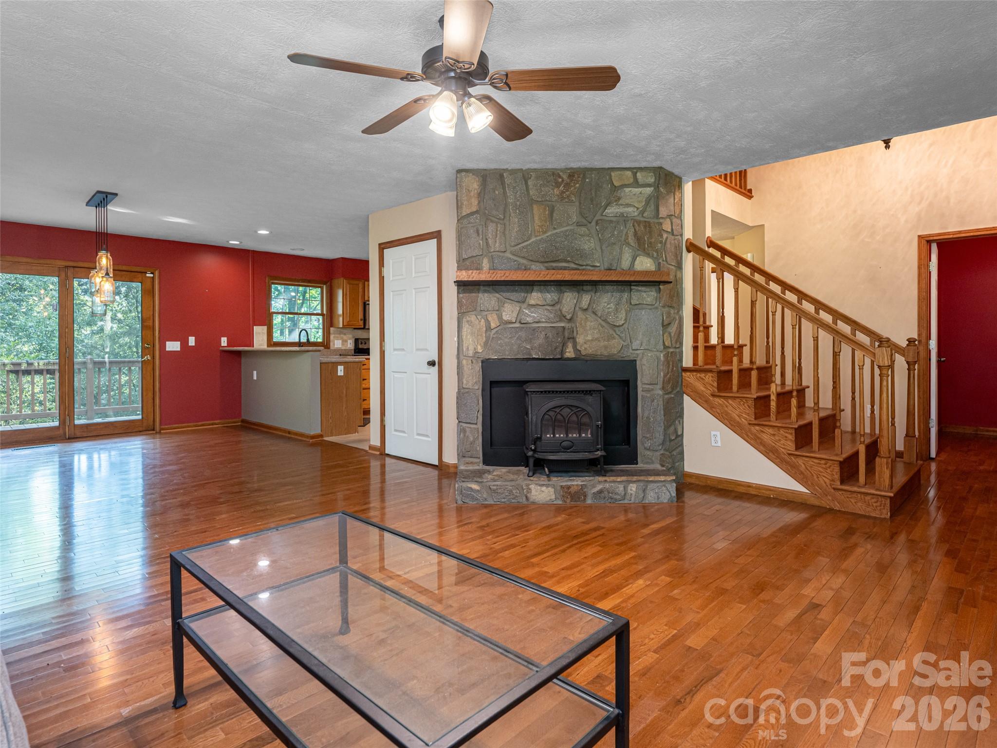 12 Howling Waite Ridge — Candler
