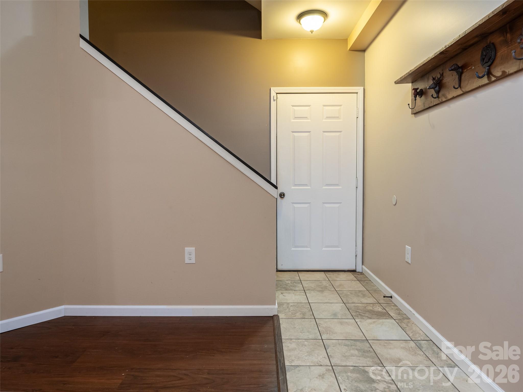 12 Howling Waite Ridge — Candler