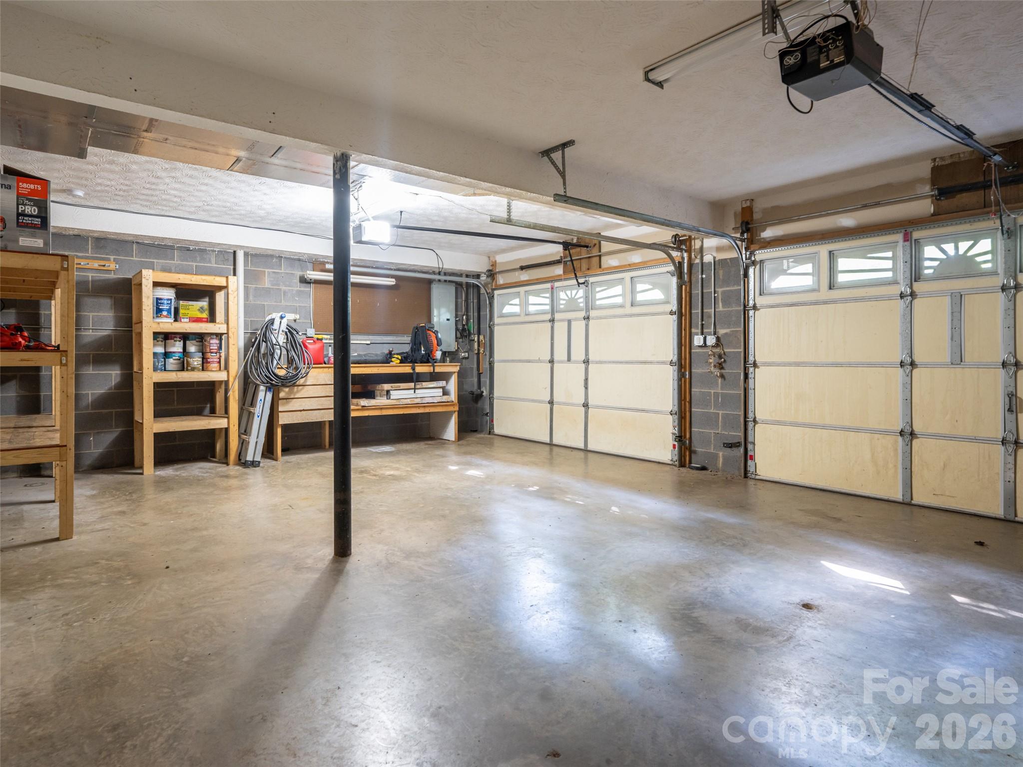 12 Howling Waite Ridge — Candler