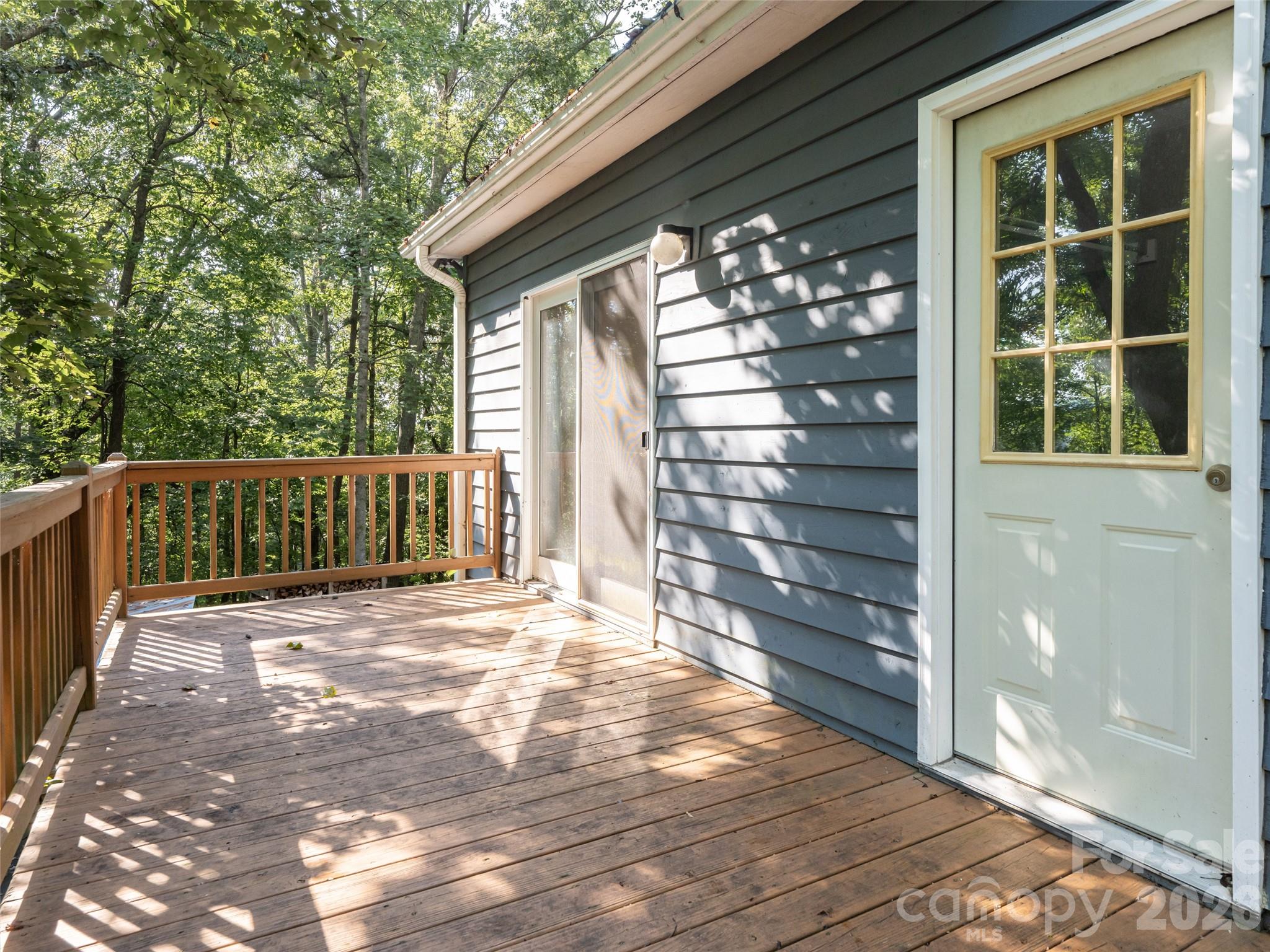 12 Howling Waite Ridge — Candler