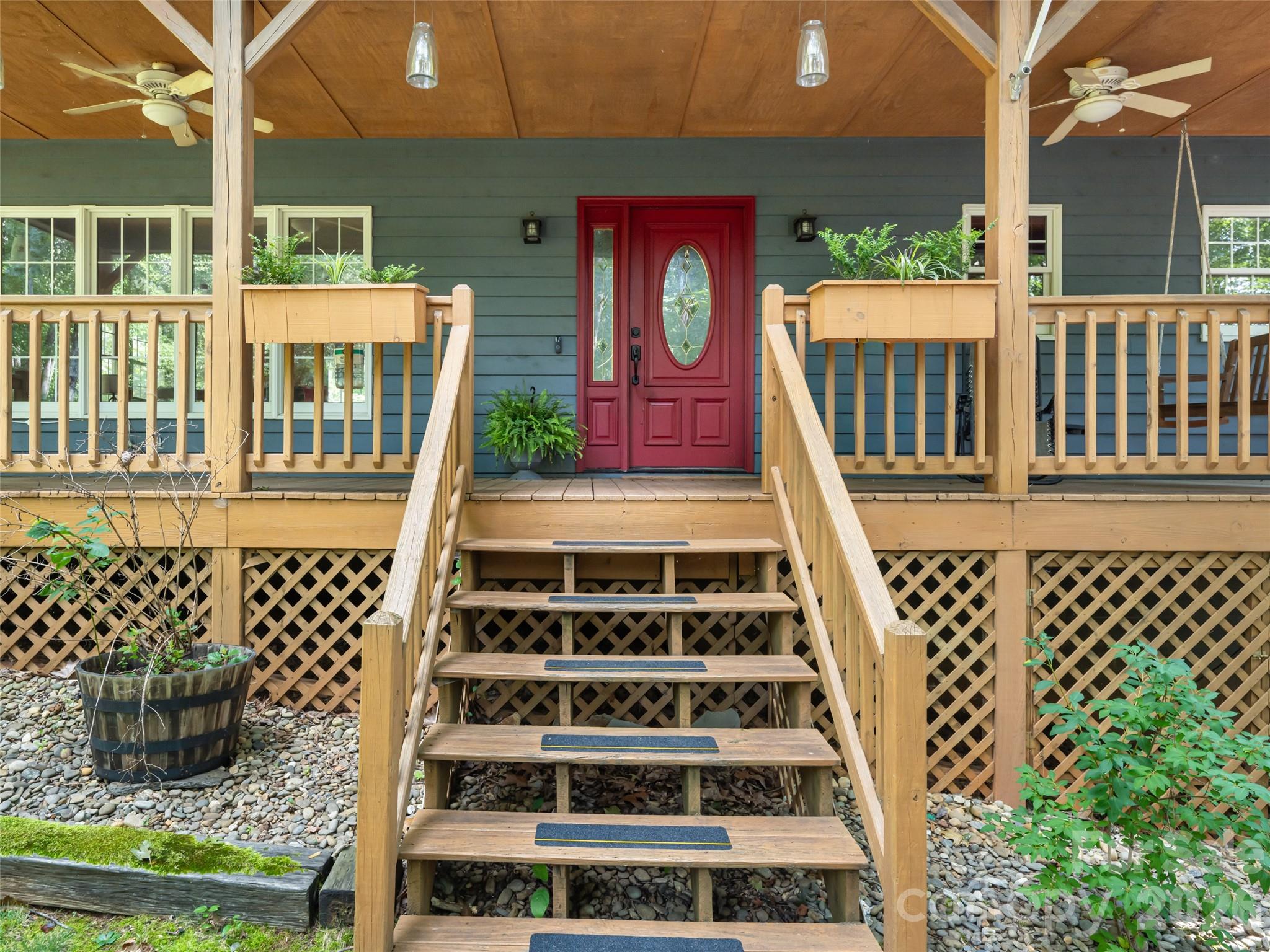 12 Howling Waite Ridge — Candler