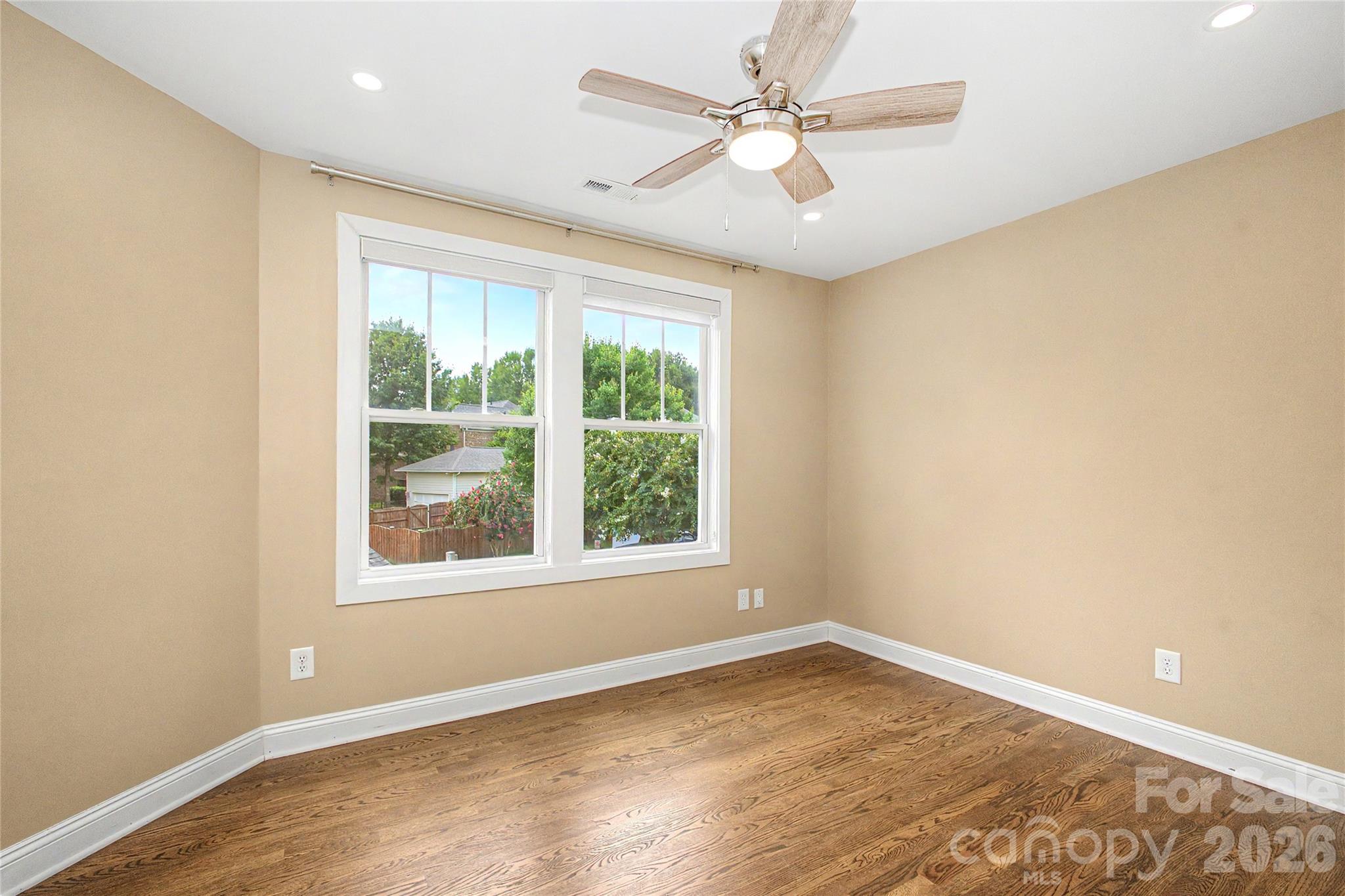 10020 Vanguard Parkway — Huntersville