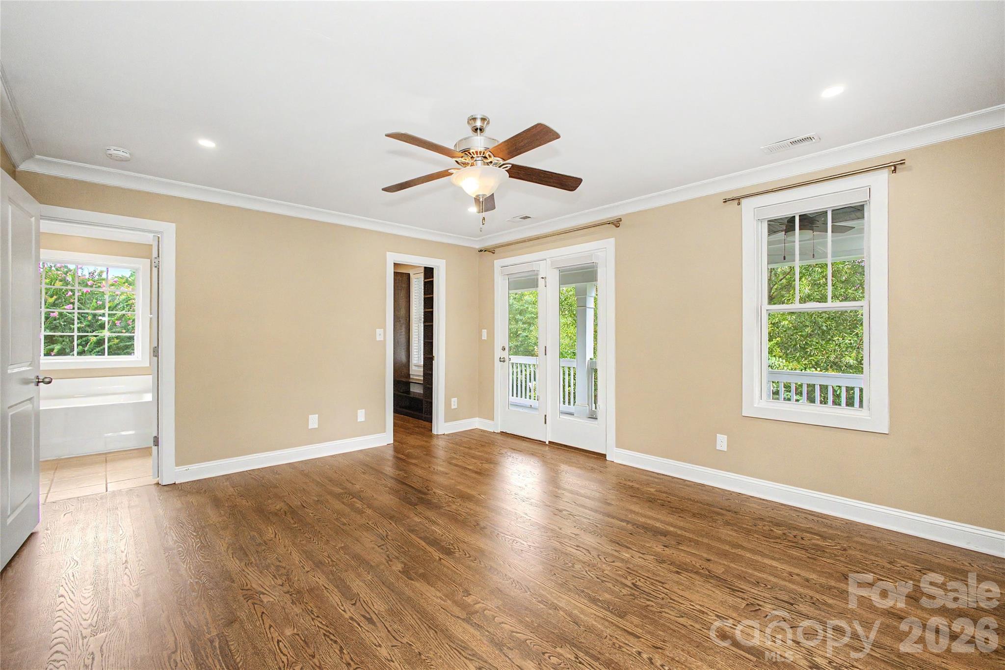 10020 Vanguard Parkway — Huntersville