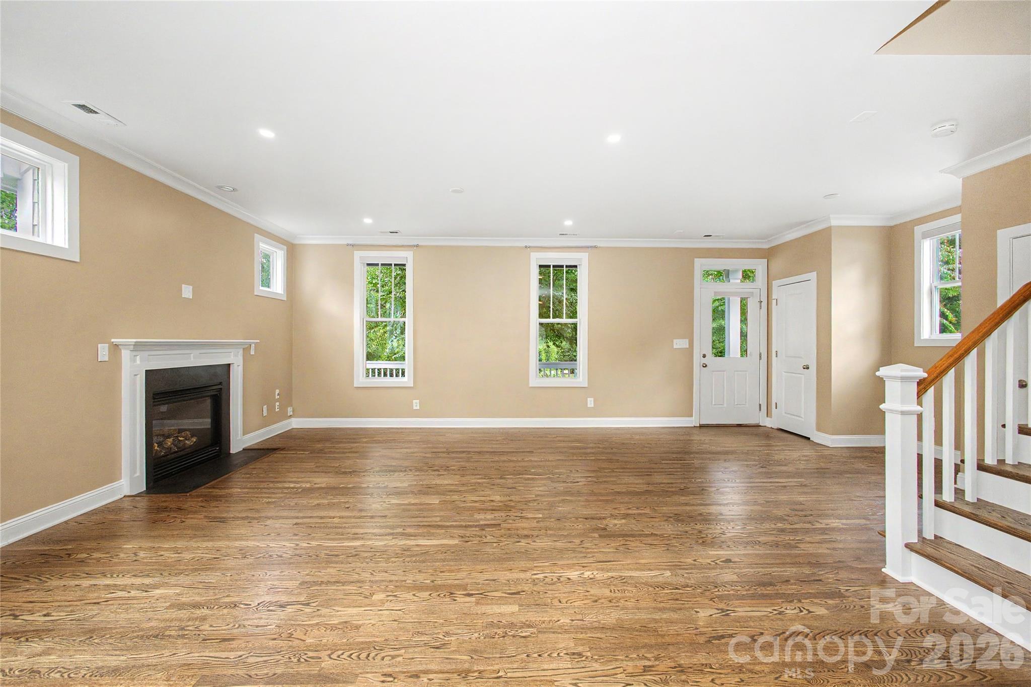 10020 Vanguard Parkway — Huntersville