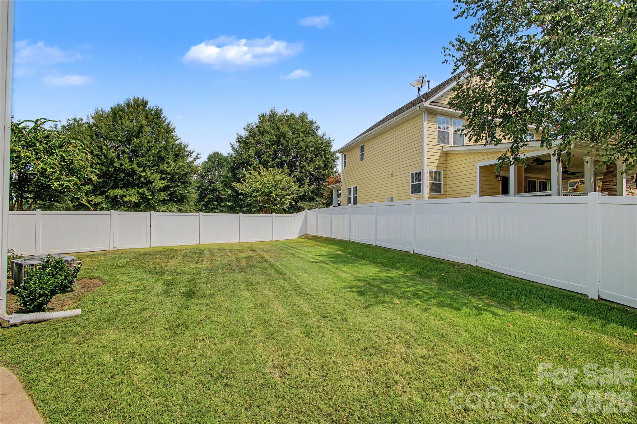 10020 Vanguard Parkway — Huntersville