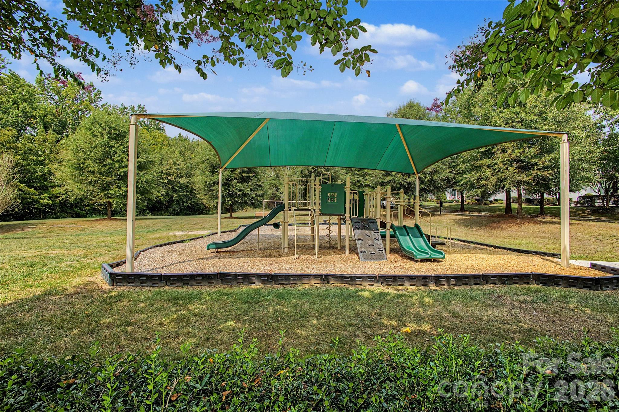 10020 Vanguard Parkway — Huntersville