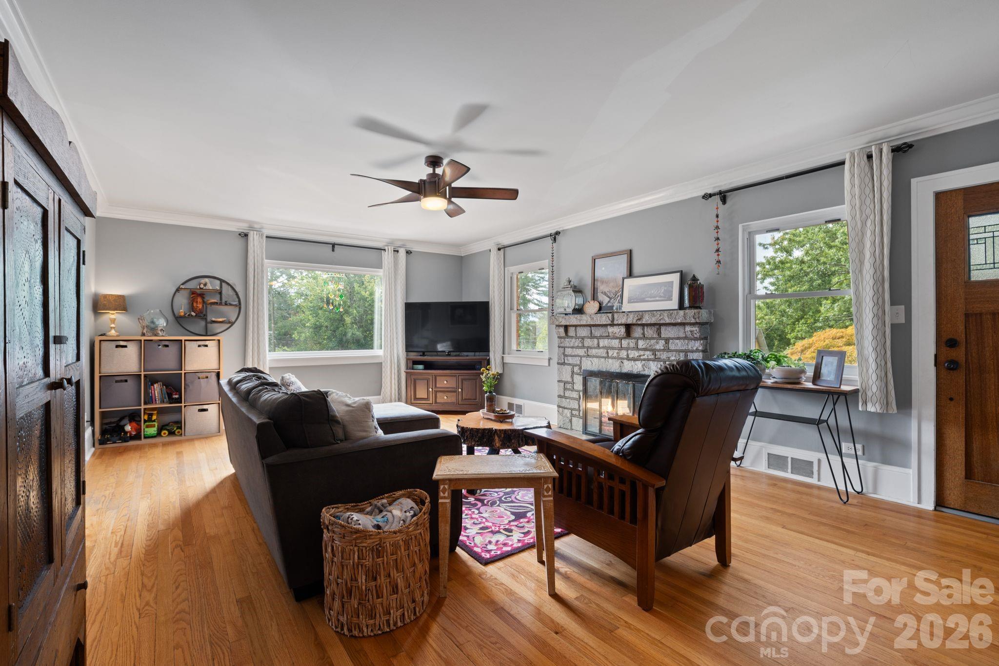 348 Beaucatcher Road — Asheville