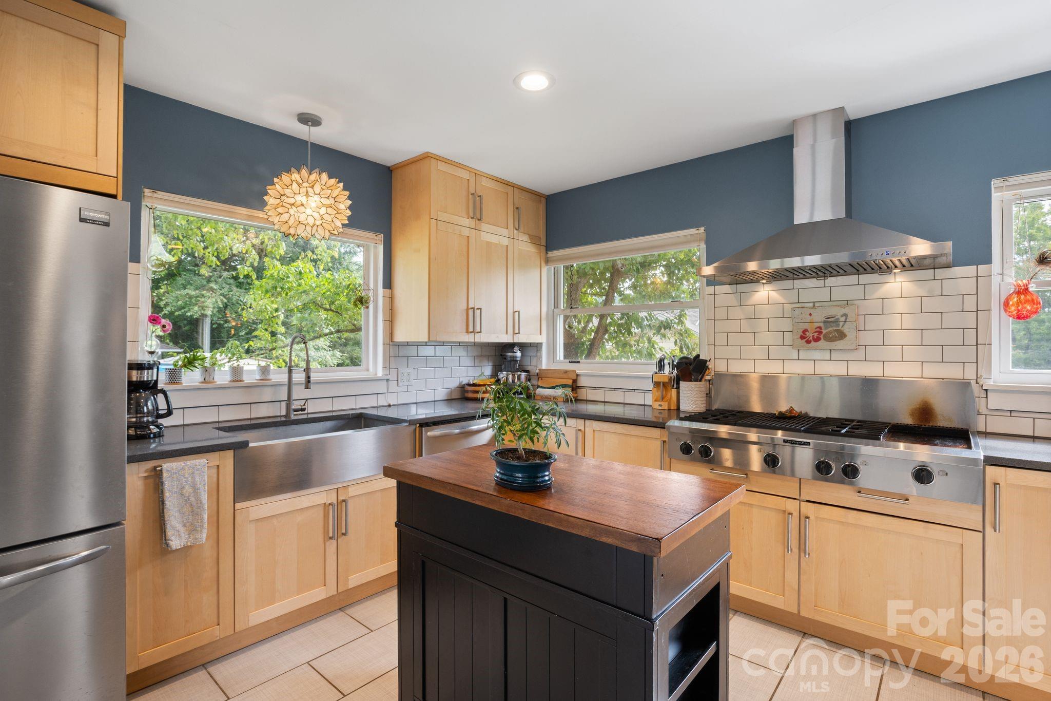 348 Beaucatcher Road — Asheville