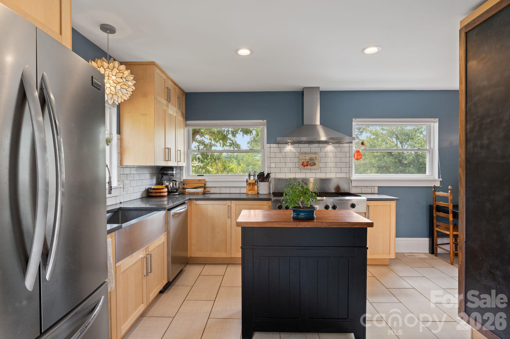 348 Beaucatcher Road — Asheville