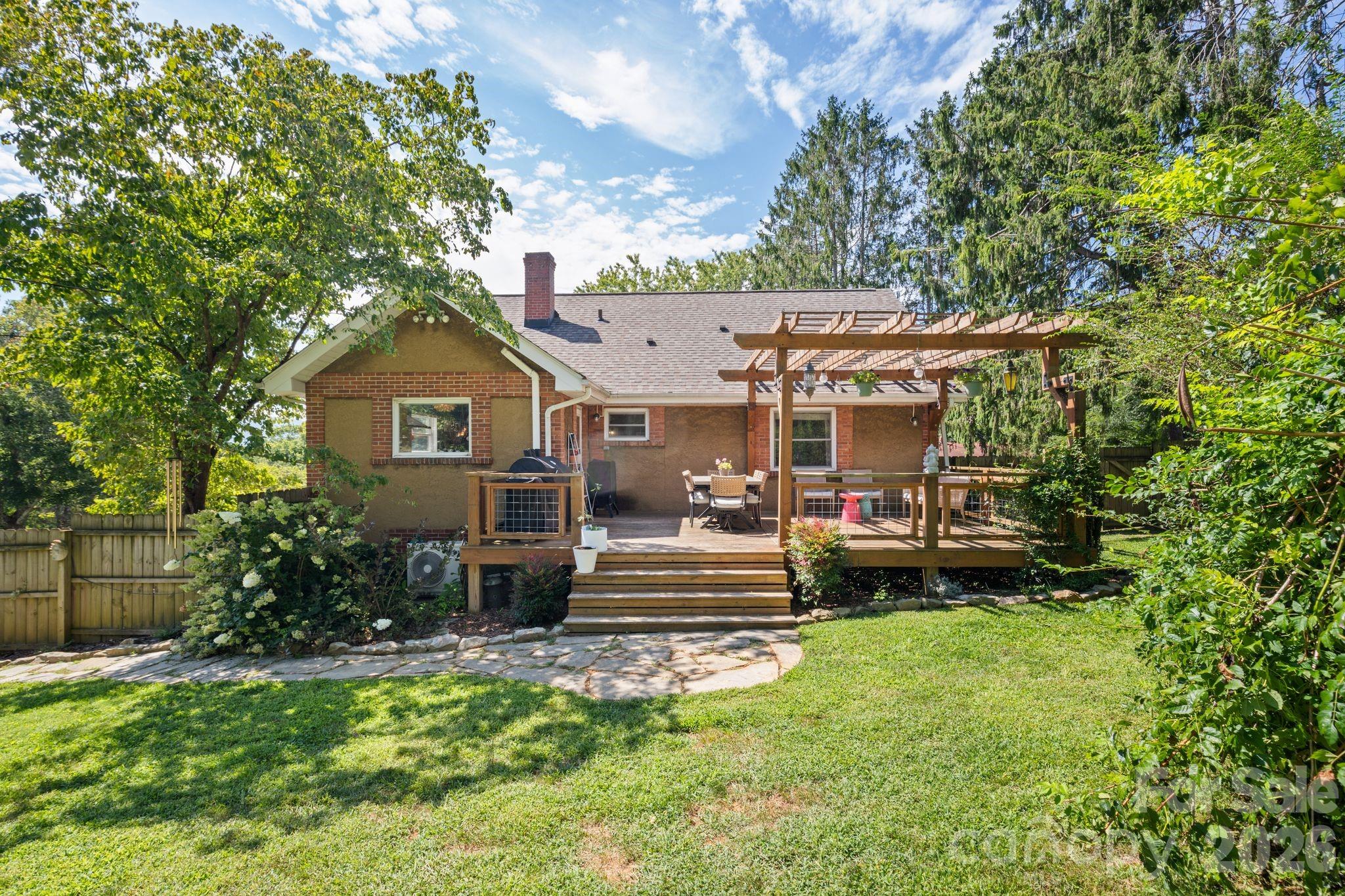 348 Beaucatcher Road — Asheville
