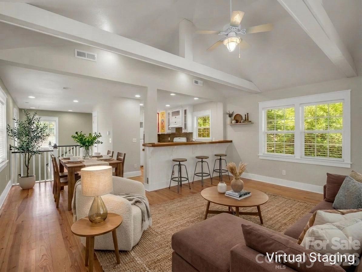 160 E Howard Street — Tryon