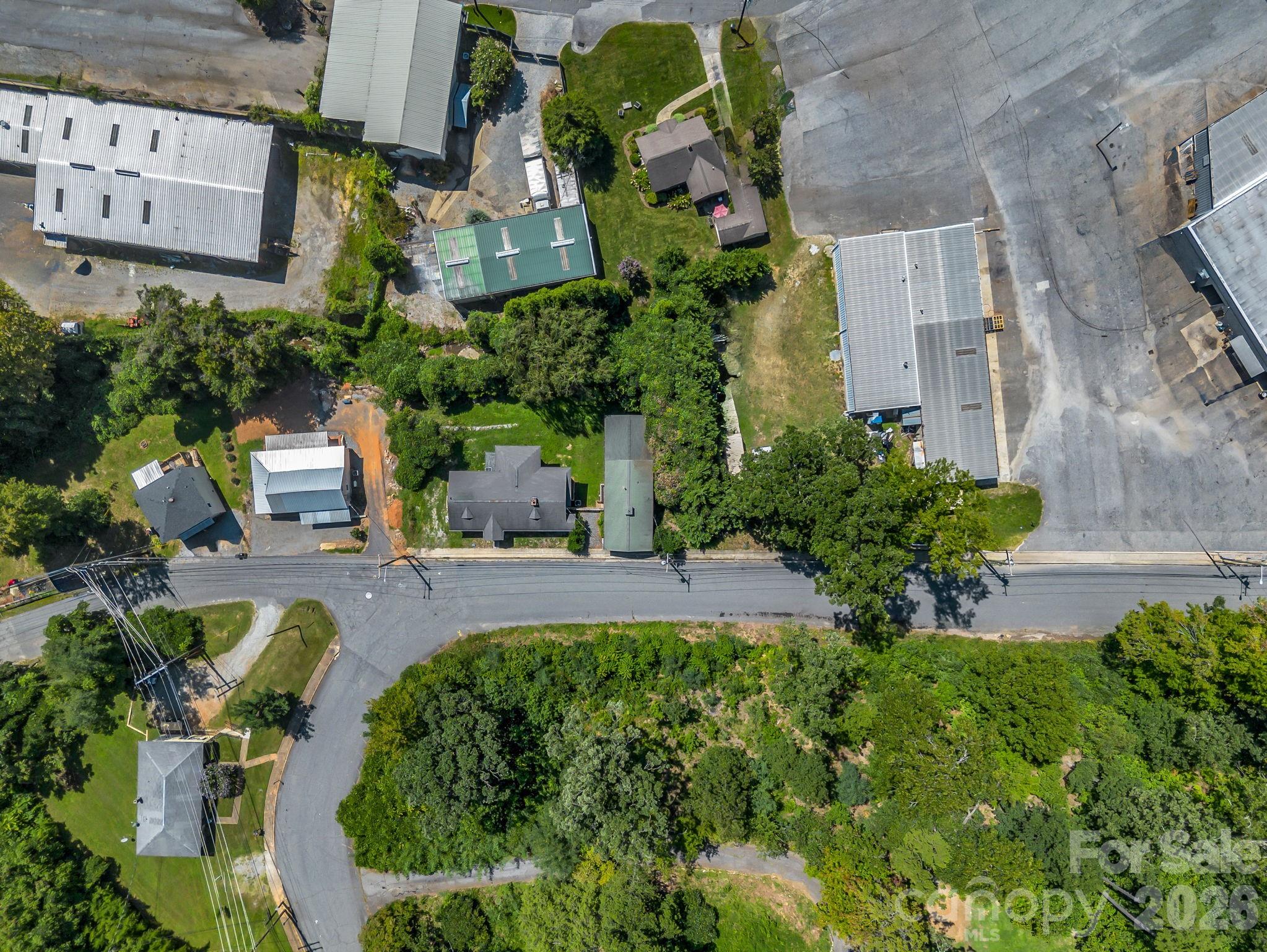 160 E Howard Street — Tryon