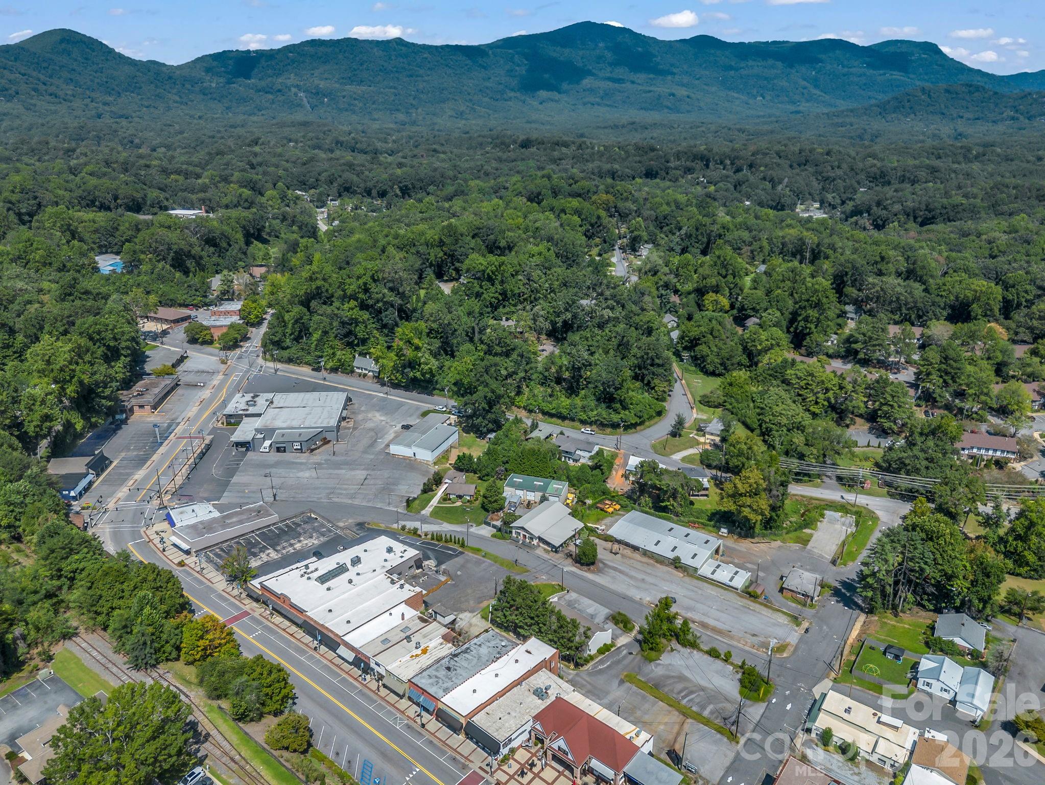 160 E Howard Street — Tryon
