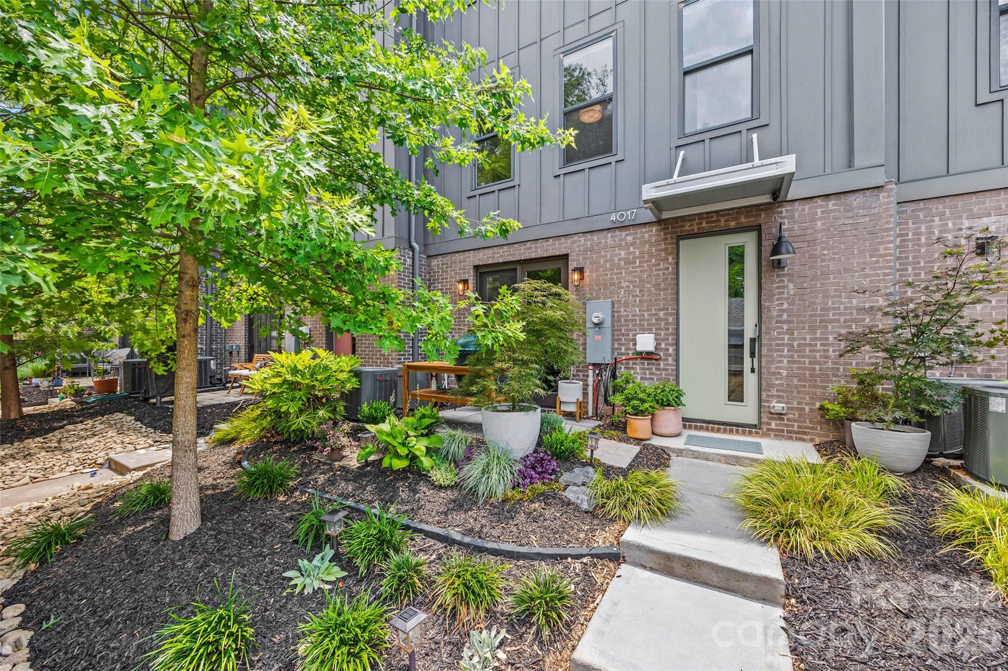 4017 Plaza Row Court — Charlotte