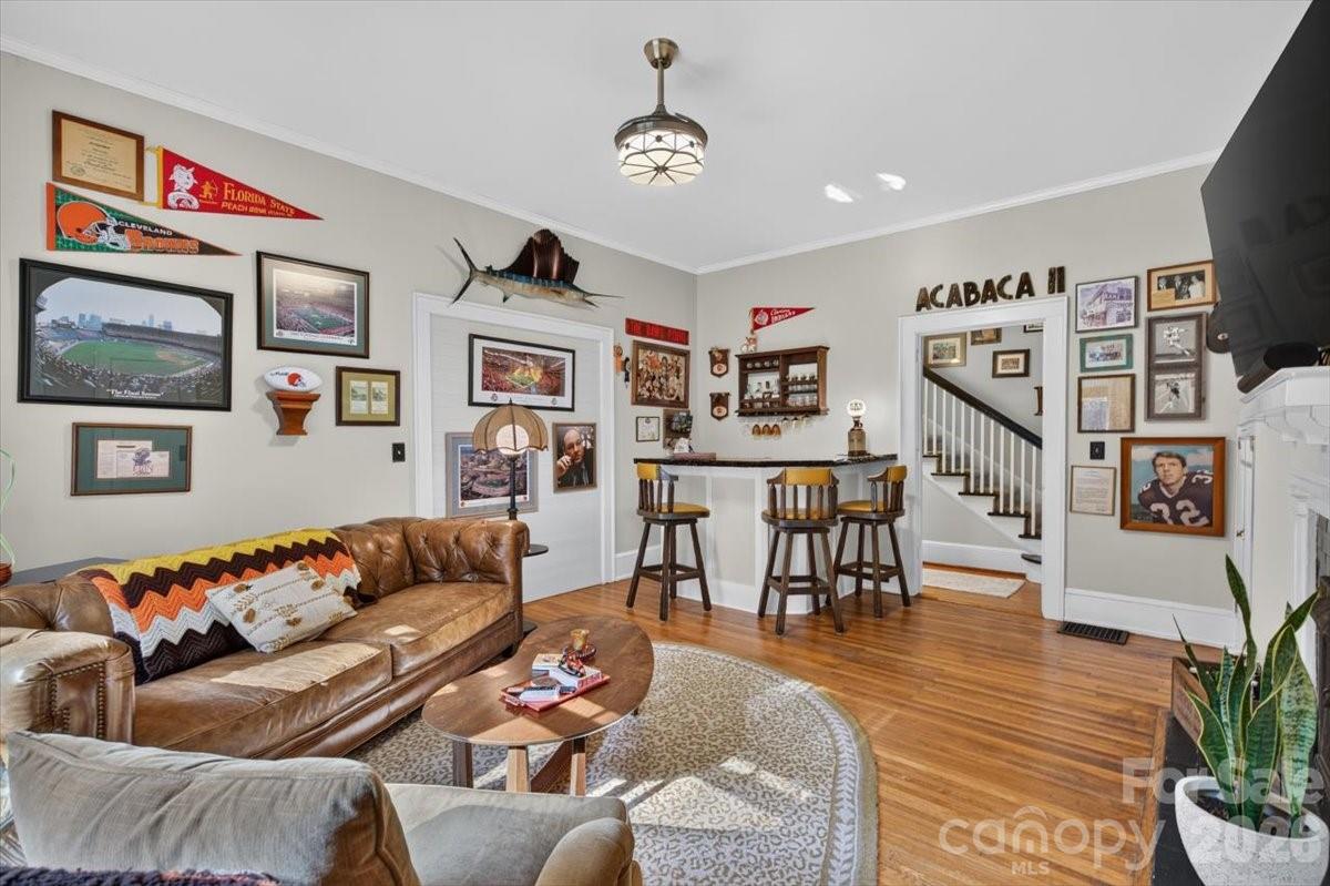 1035 S Belvedere Avenue — Gastonia