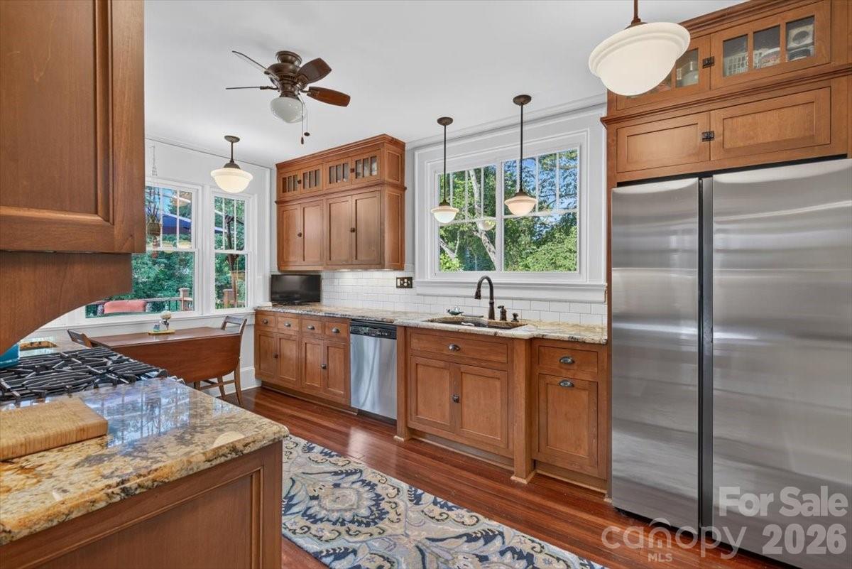 1035 S Belvedere Avenue — Gastonia