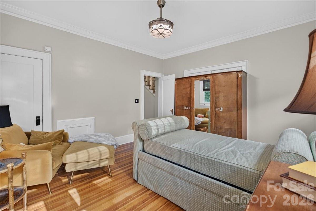 1035 S Belvedere Avenue — Gastonia