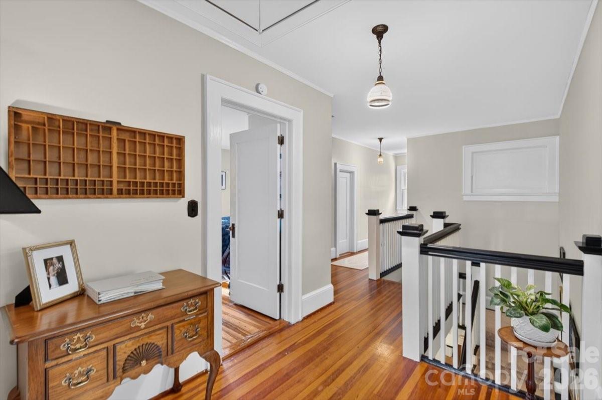 1035 S Belvedere Avenue — Gastonia