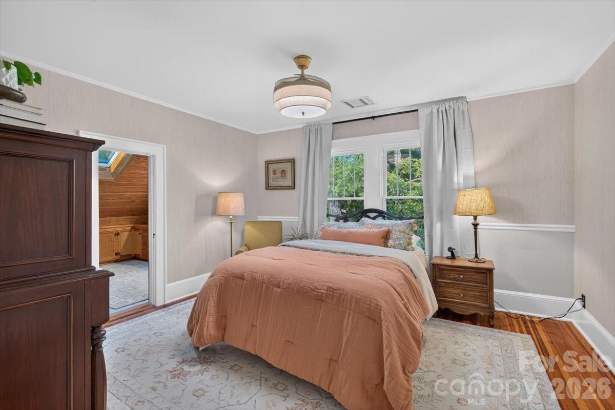 1035 S Belvedere Avenue — Gastonia