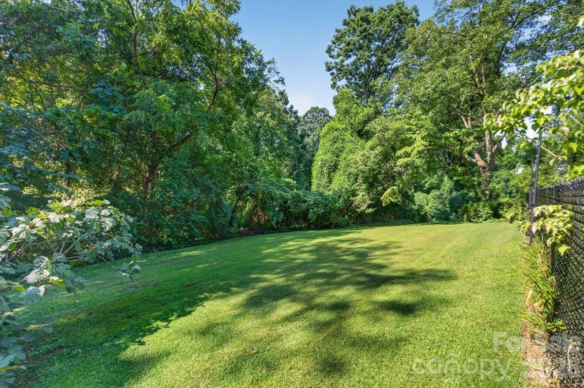 1035 S Belvedere Avenue — Gastonia