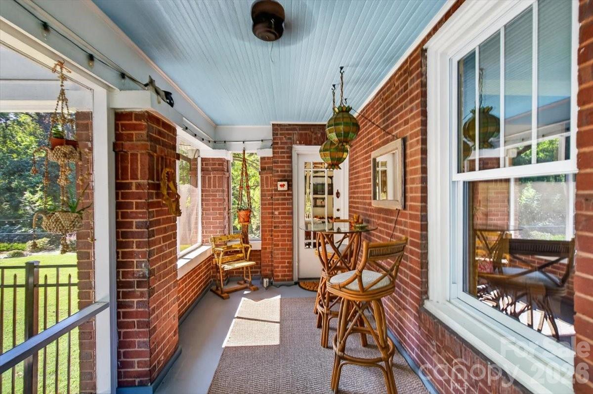 1035 S Belvedere Avenue — Gastonia