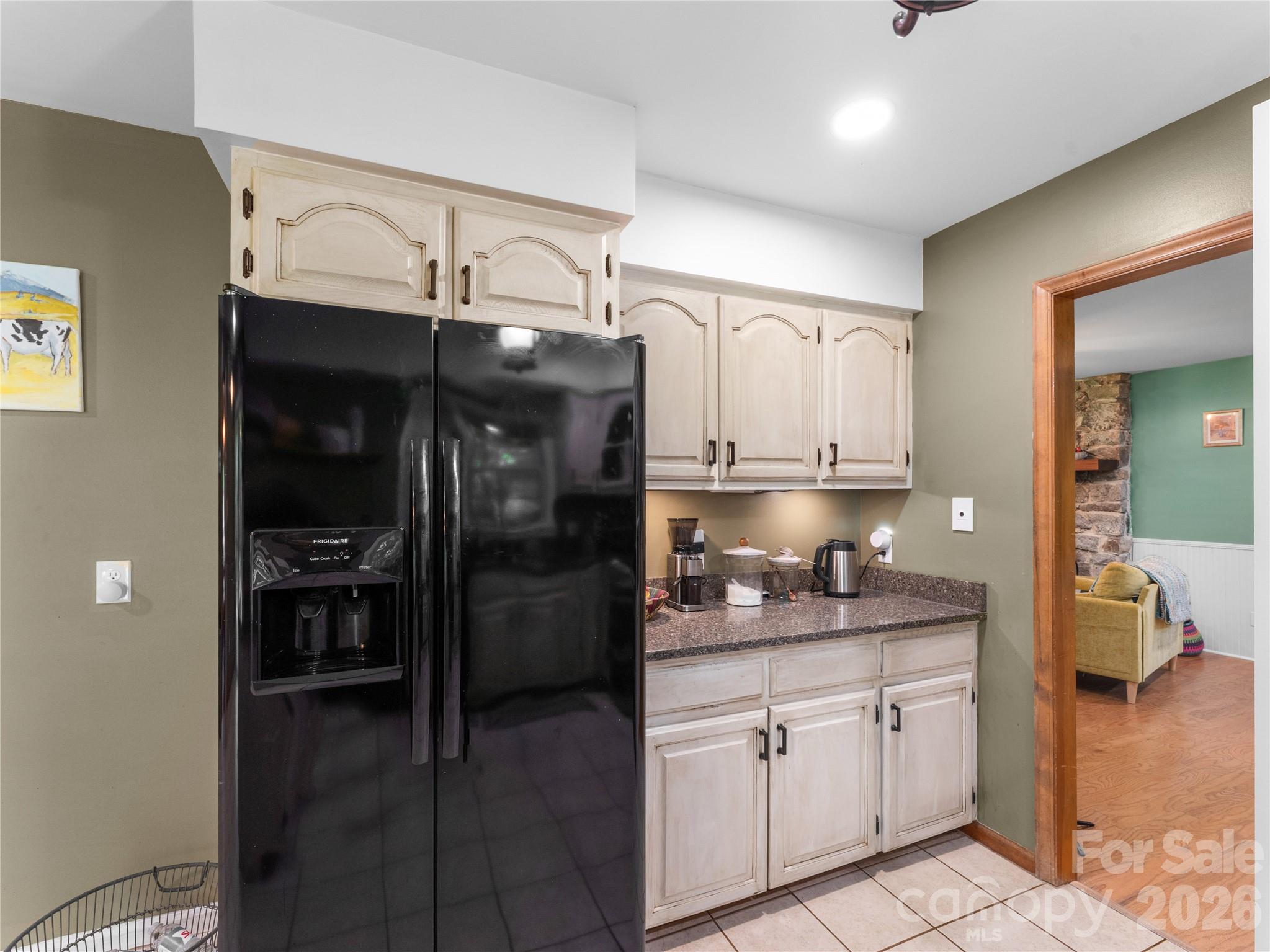 121 Churchill Downs Drive — Fairview