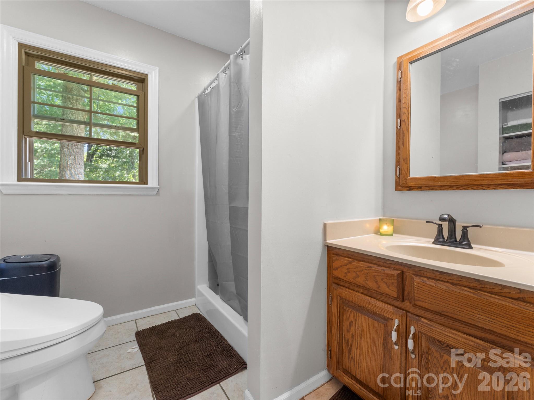 121 Churchill Downs Drive — Fairview
