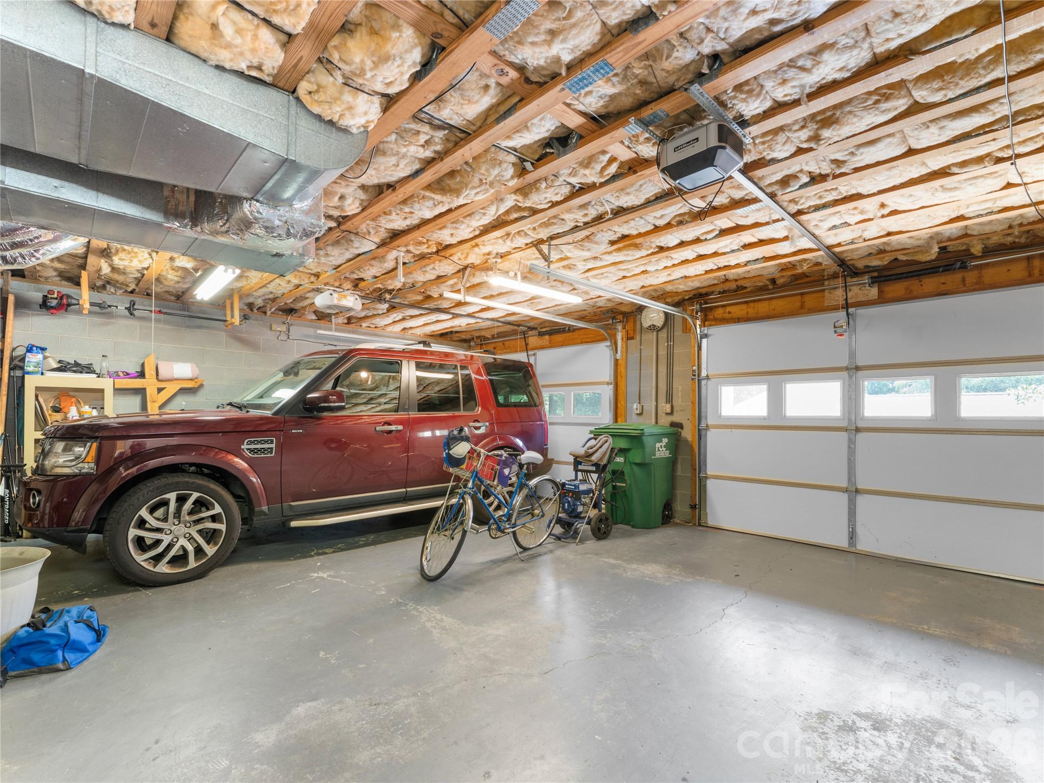 121 Churchill Downs Drive — Fairview