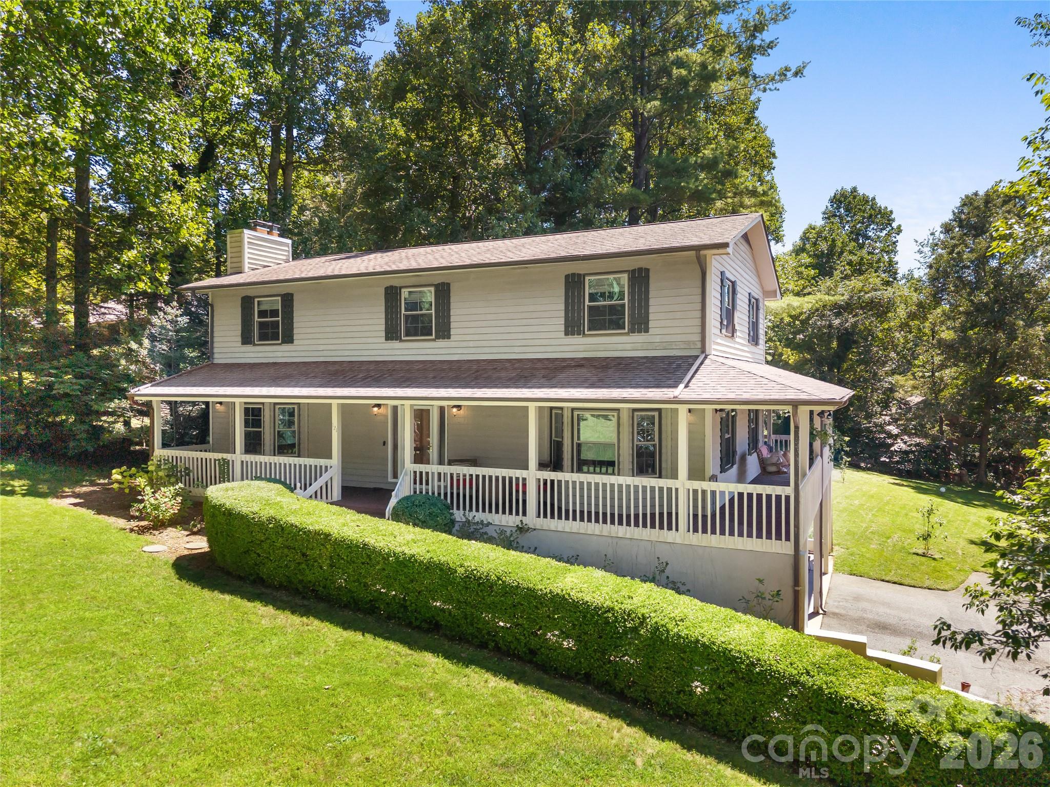 121 Churchill Downs Drive — Fairview