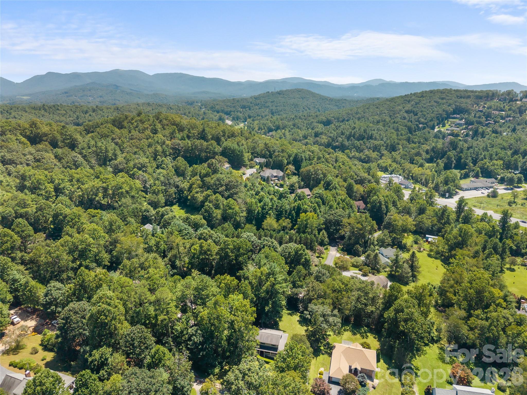 121 Churchill Downs Drive — Fairview