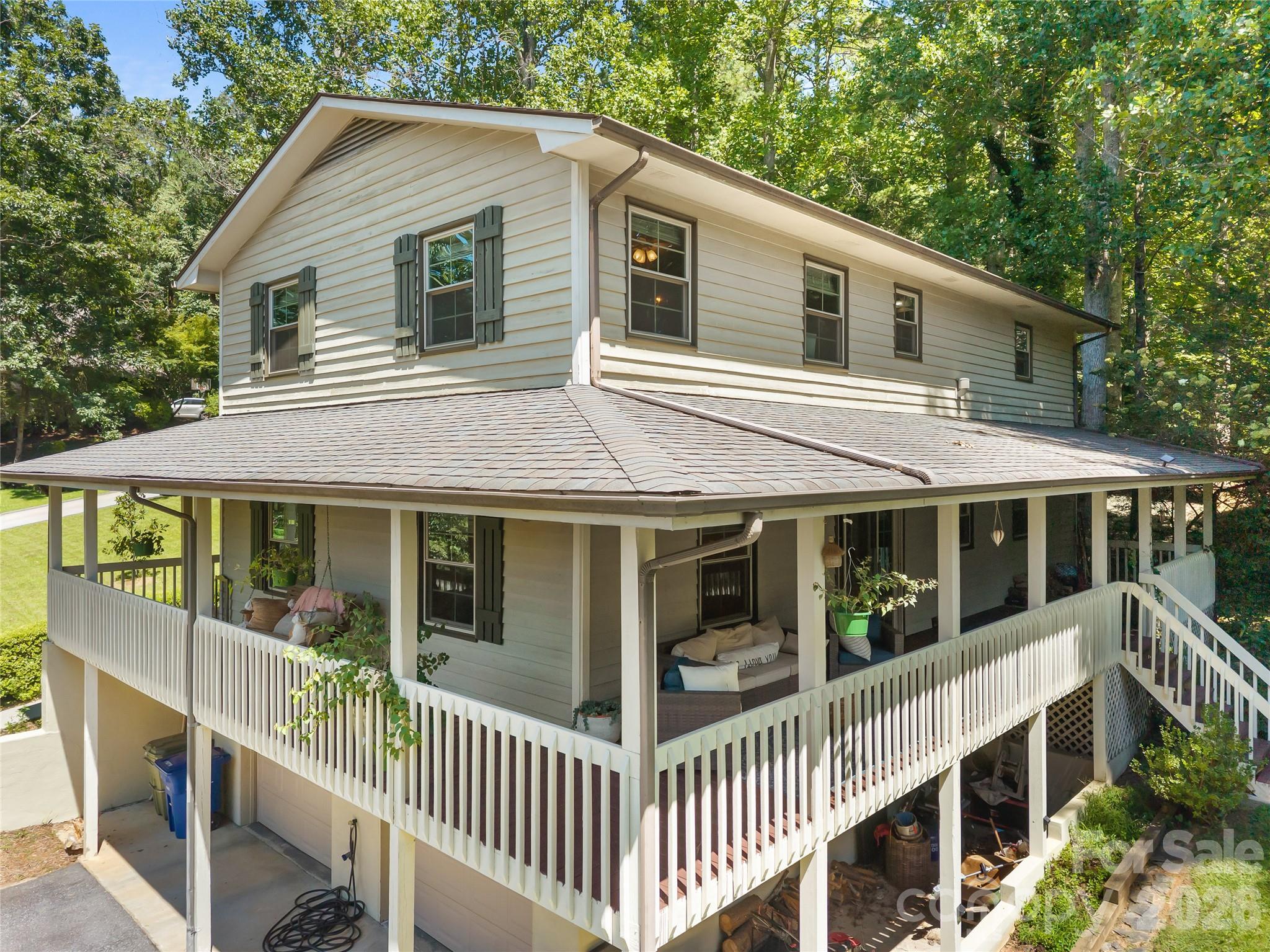 121 Churchill Downs Drive — Fairview