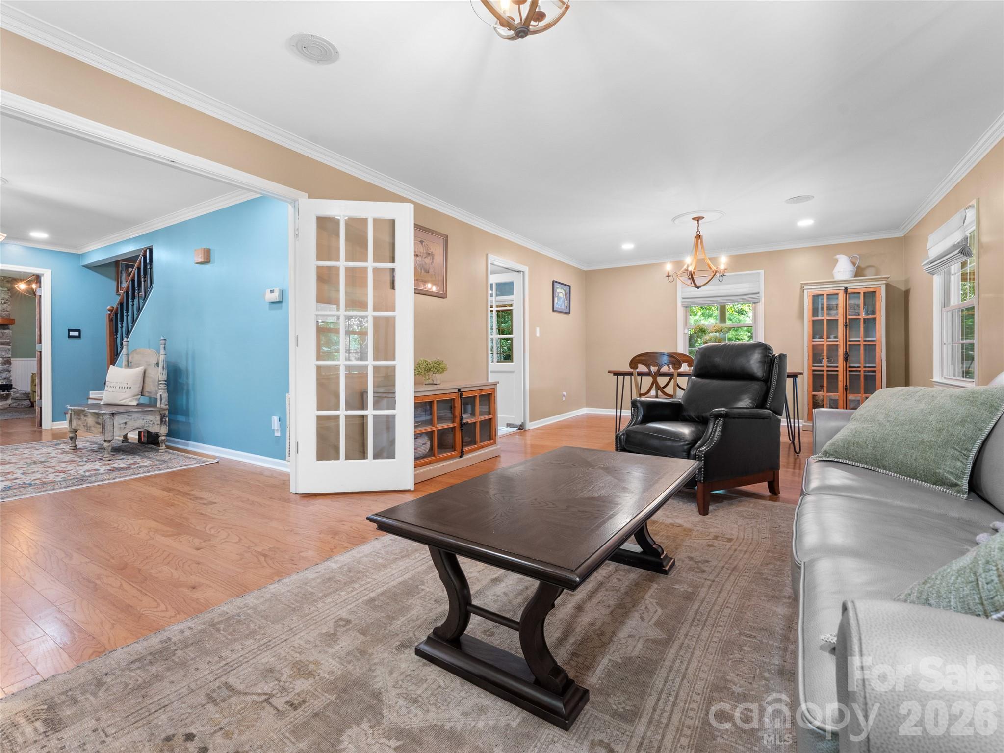 121 Churchill Downs Drive — Fairview