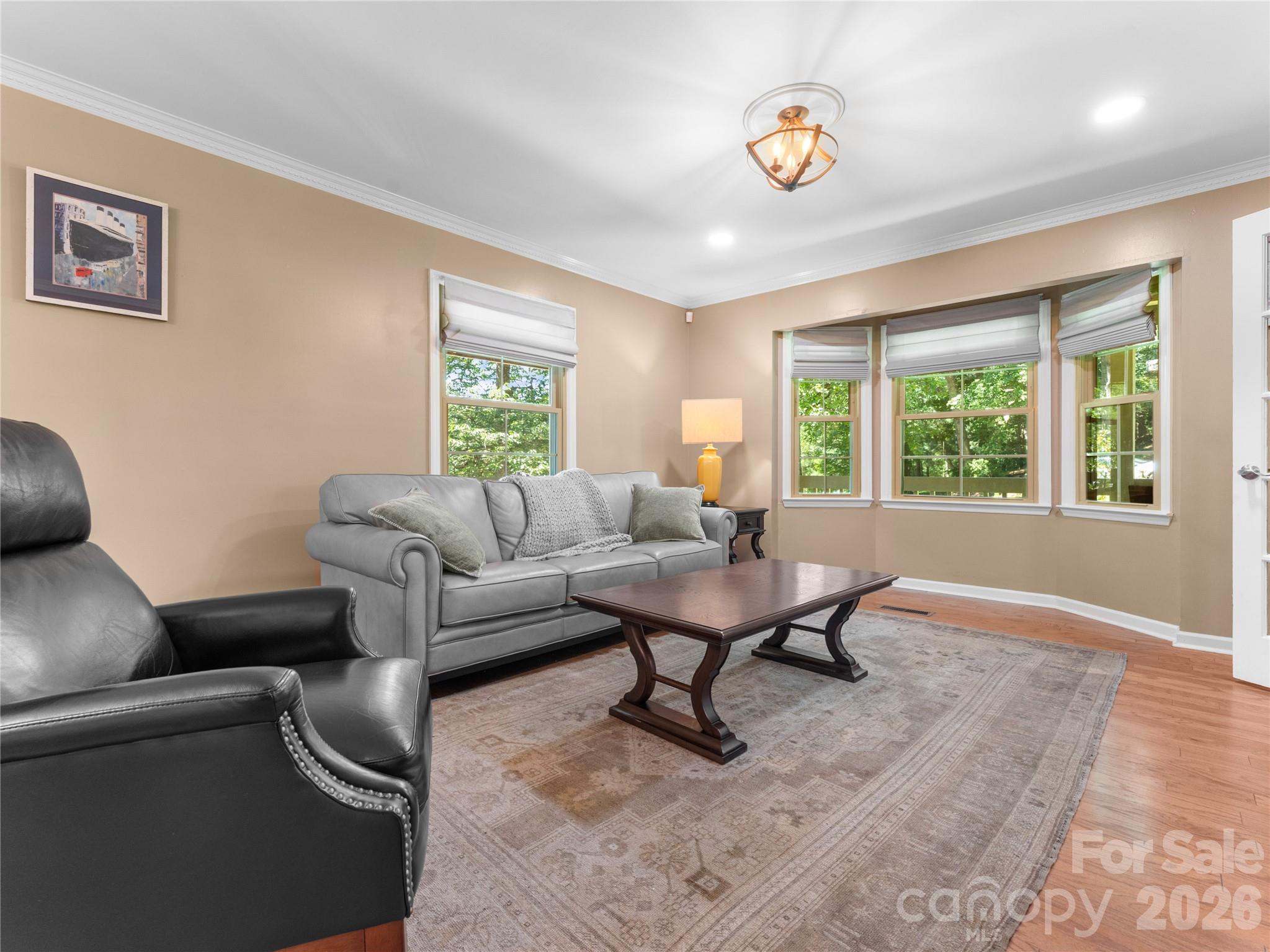 121 Churchill Downs Drive — Fairview