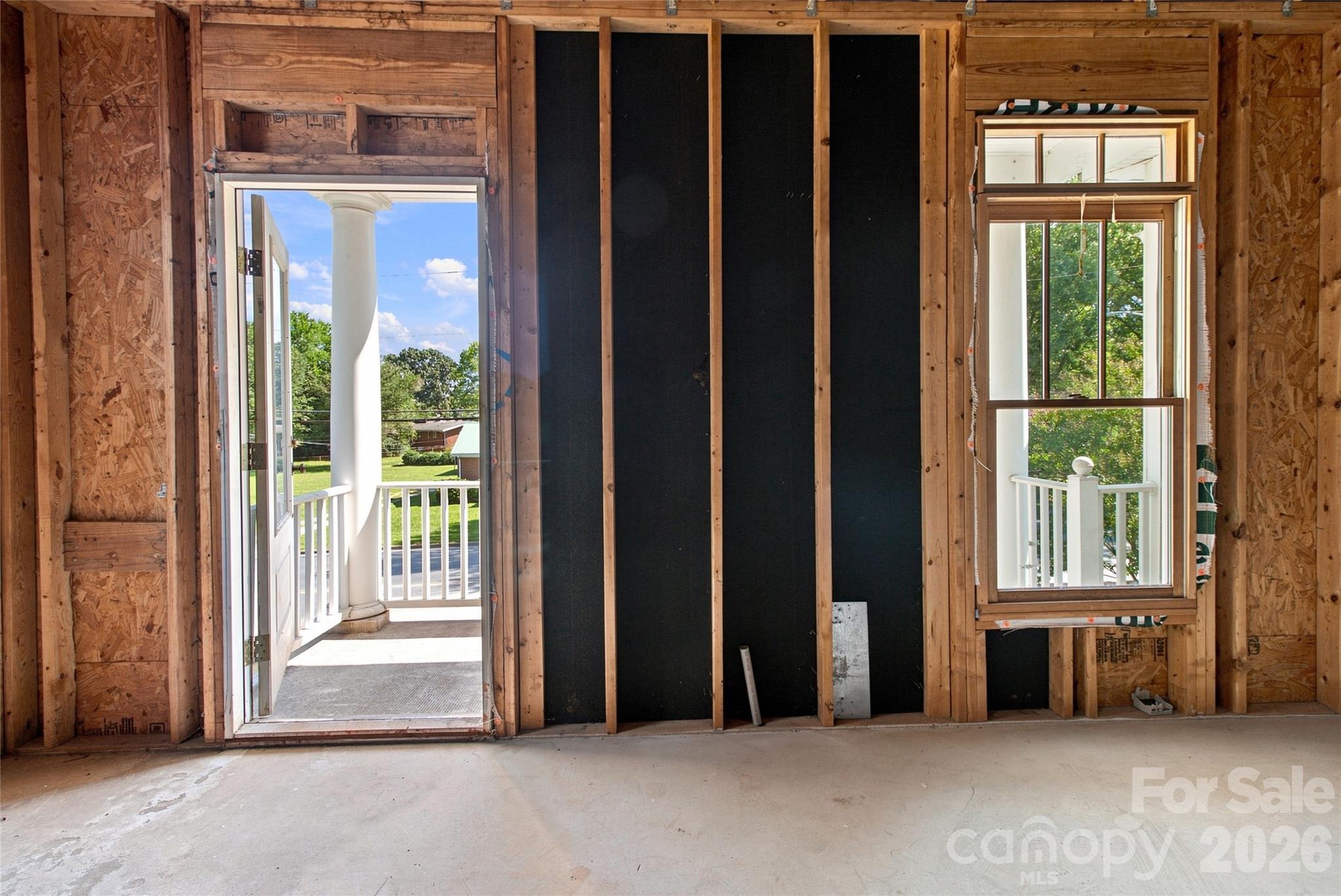 1056 The Glen Street — Statesville