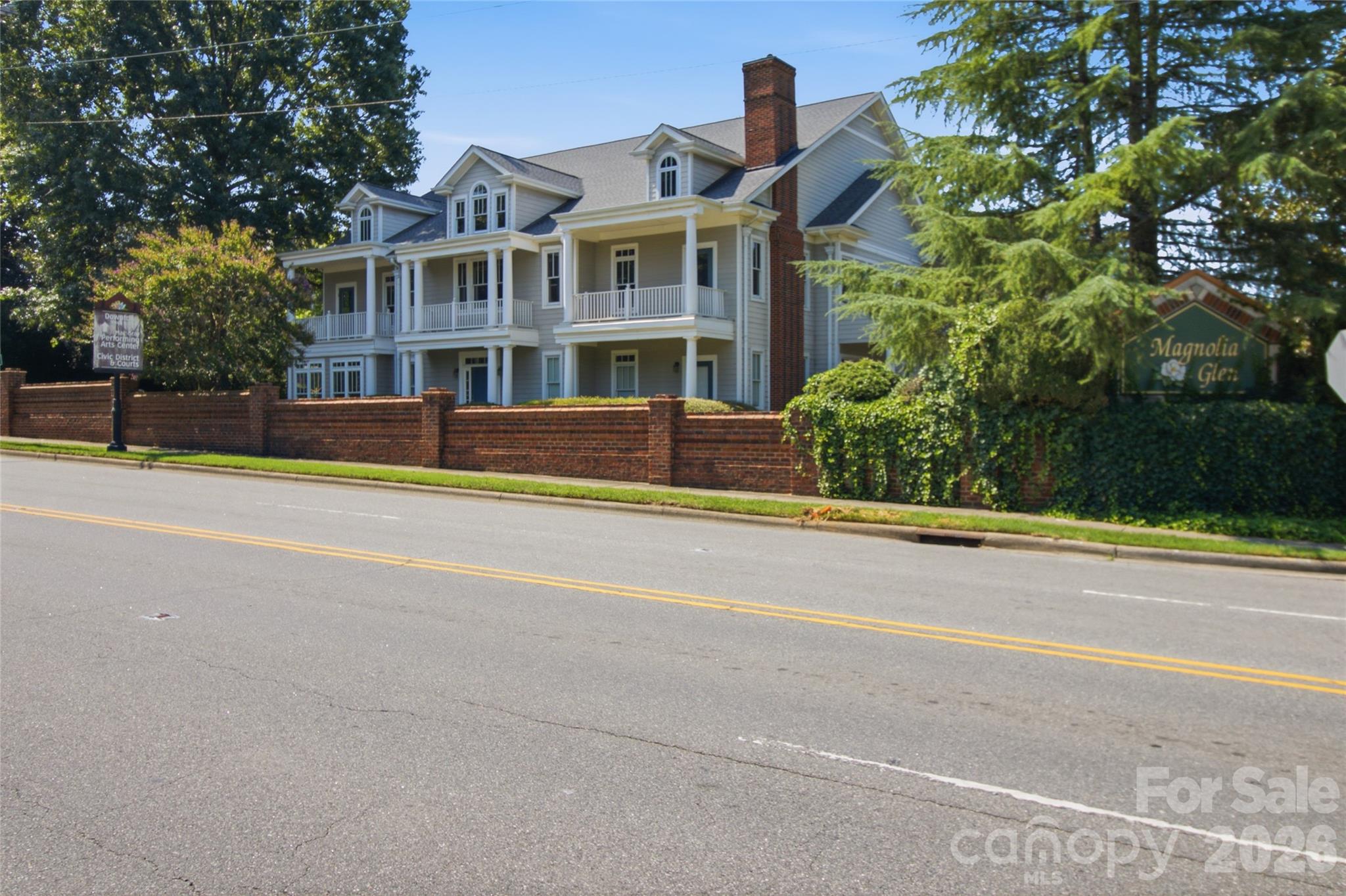 1056 The Glen Street — Statesville