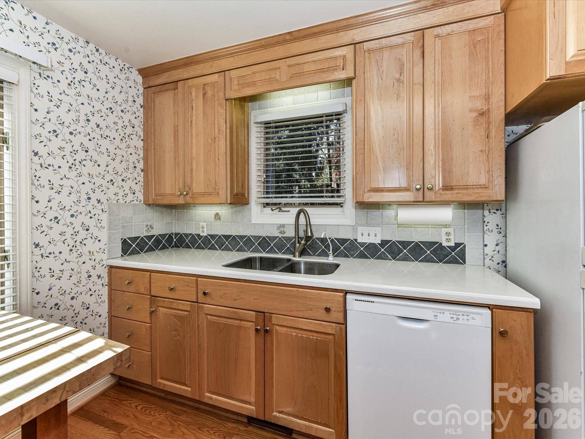 7769 Dellinger Road — Denver