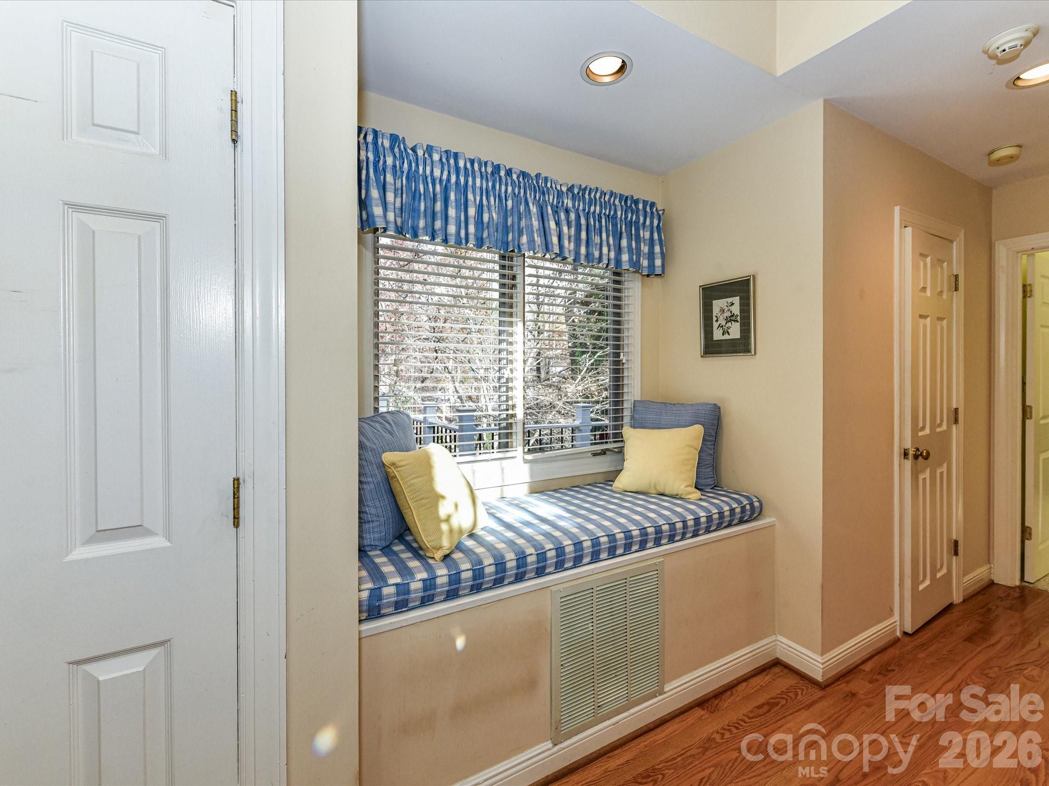 7769 Dellinger Road — Denver